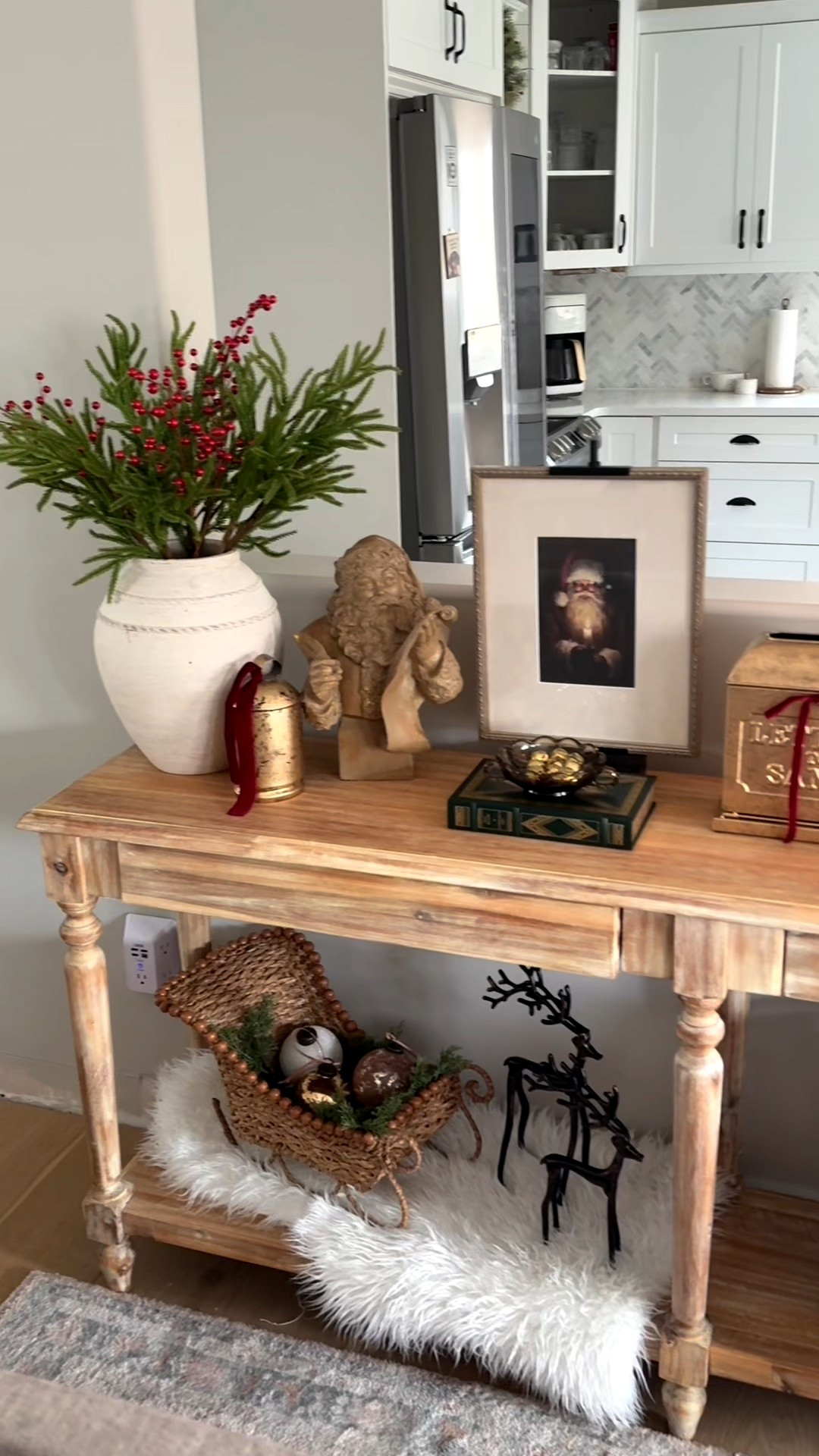 Christmas console table styling!! 

#LTKHome #LTKSeasonal #LTKHoliday