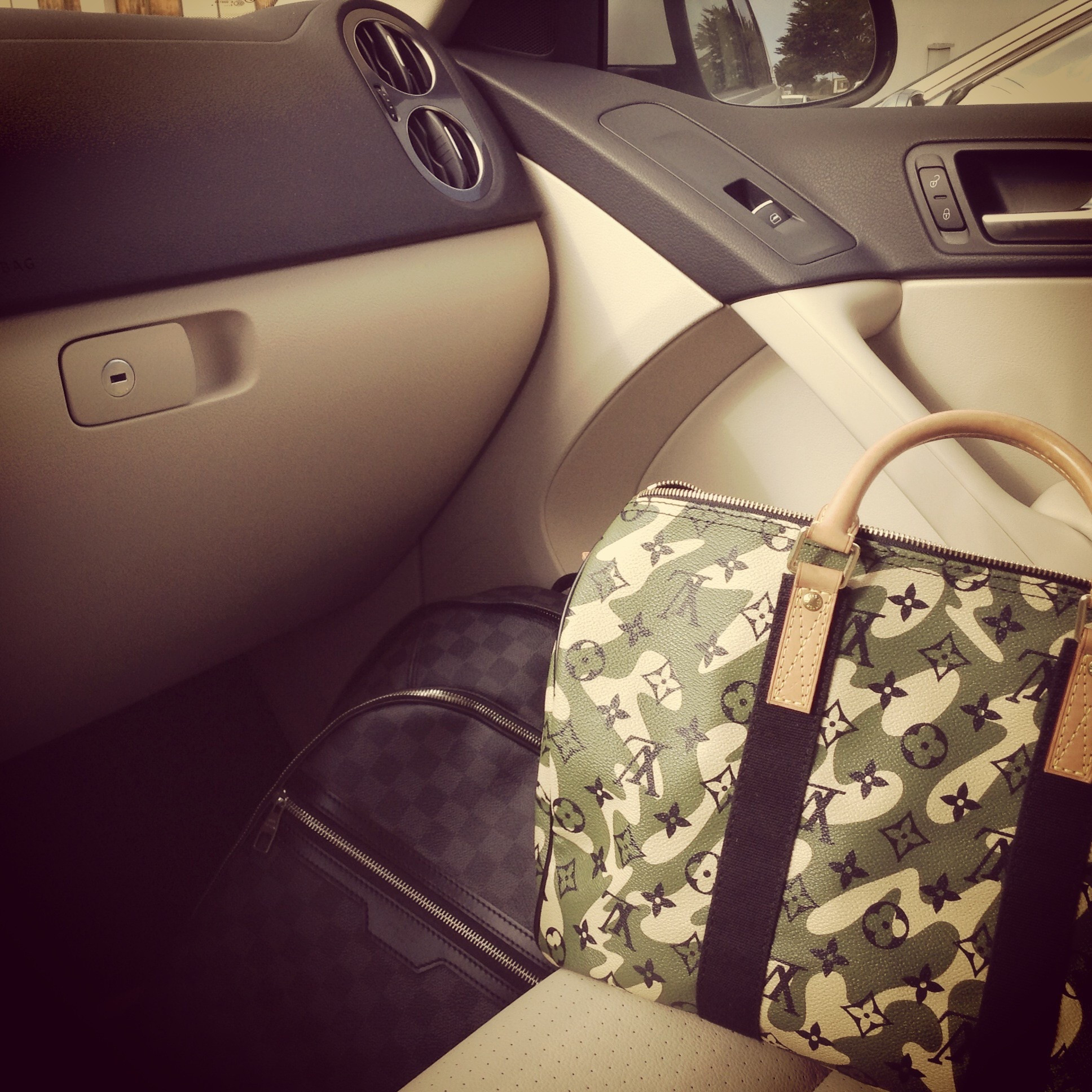 The @Fashionphile New Year sale is on. 

NEW YEAR, NEW FINDS
Up to $600 Off
$100 off $1,000+ | Code FIND100 $300 off $3,000+ | Code FIND300 $600 off $6,000+ | Code FIND600


Linking my faves below. 



#LTKgrwm #LTKPlusSize #LTKdayinmylife