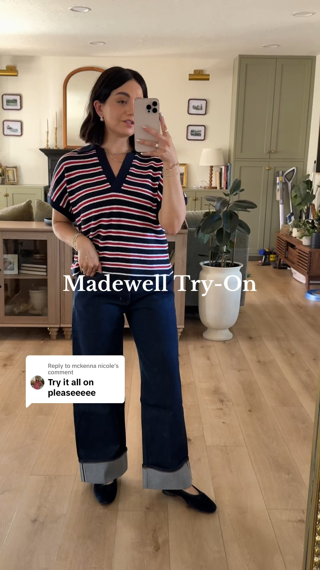 XS in top, 26P in bottoms
Shoes run big

#LTKFindsUnder100 #LTKPetite #LTKStyleTip