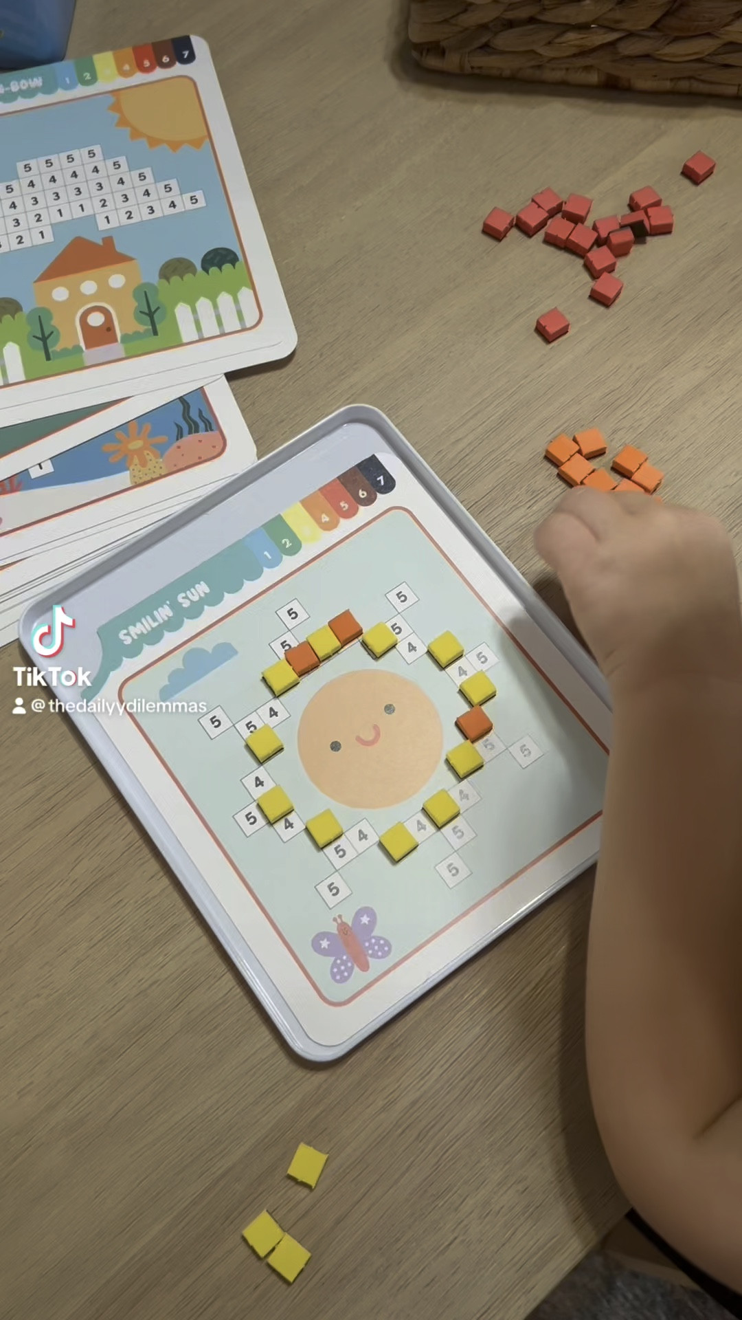 Such a fun coloring activity for kiddos, using magnets! This is gonna keep my kid entertained at restaurants and in the car. 


#LTKKids