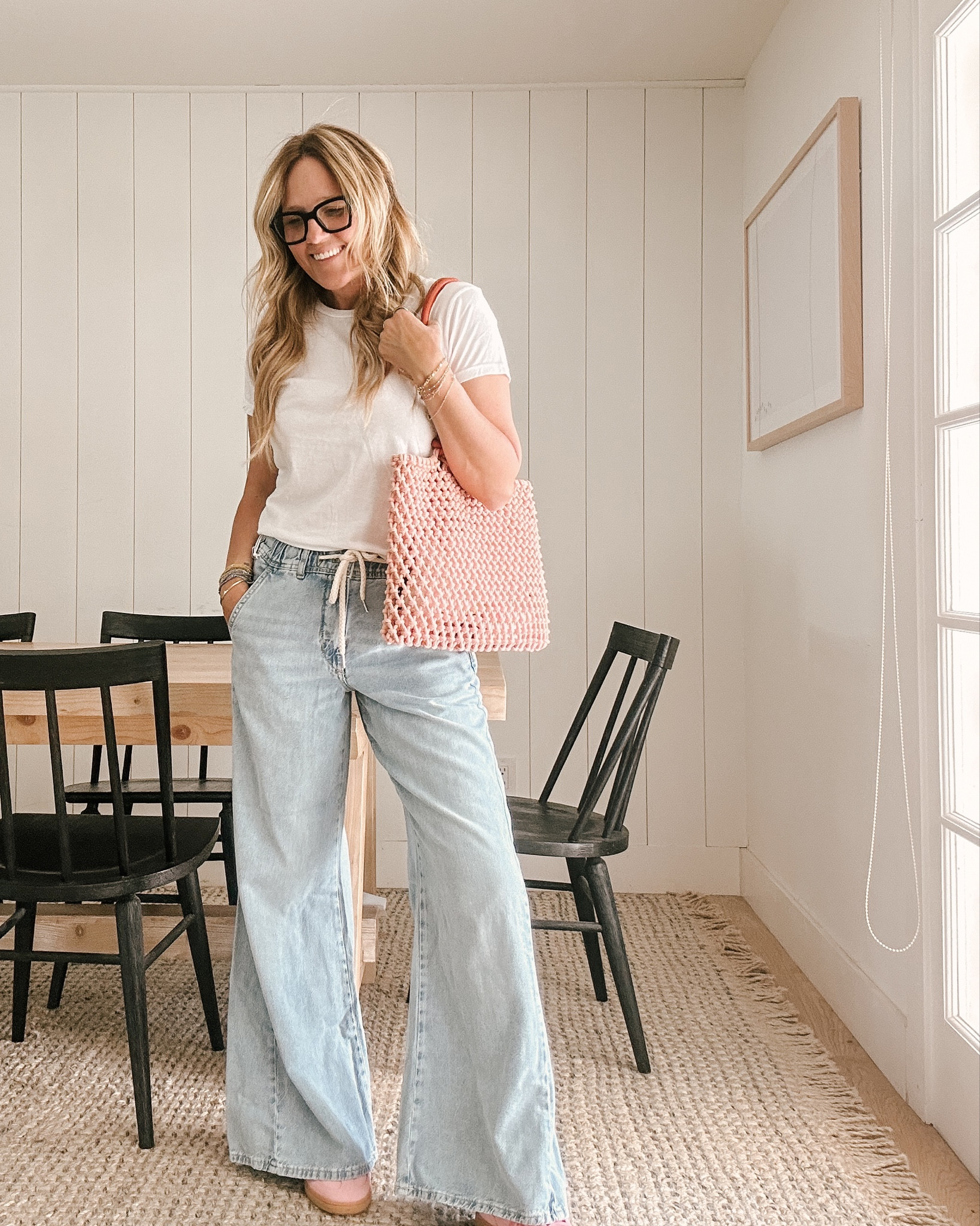 My most-worn combo. A great tee, wide leg denim, and a little texture in the accessories. This one’s for school drop off and lunch with a friend.

#MomUniform #CasualCool #WideLegJeans #NuulyStyle #LTKBasics #DailyStyle #WardrobeFavorites #HeidiWellsStyle

#LTKFamily #LTKSummerEdit #LTKOver40