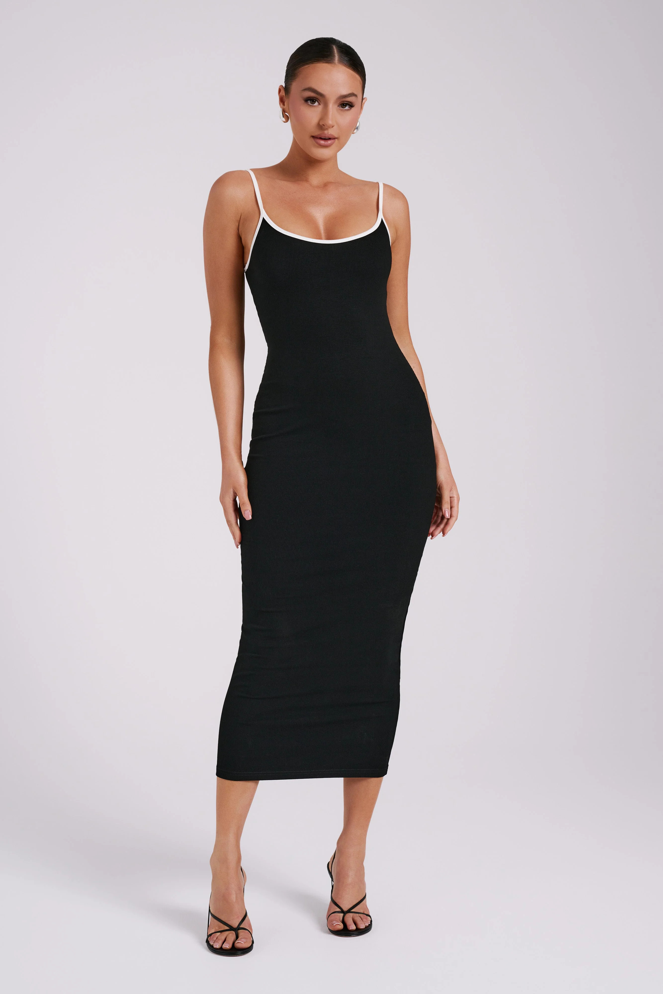 Alexis Ribbed Contrast Midi Dress - Black/White | MESHKI US