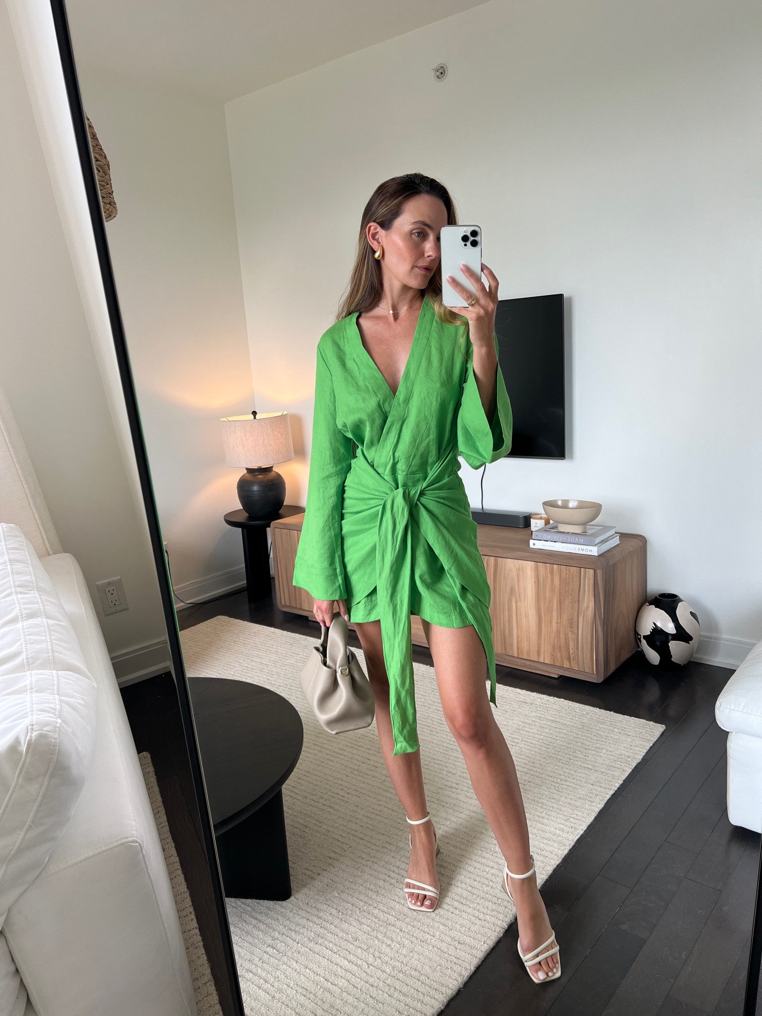 mini floral formal dress Daisy Mini floral embellished short dress