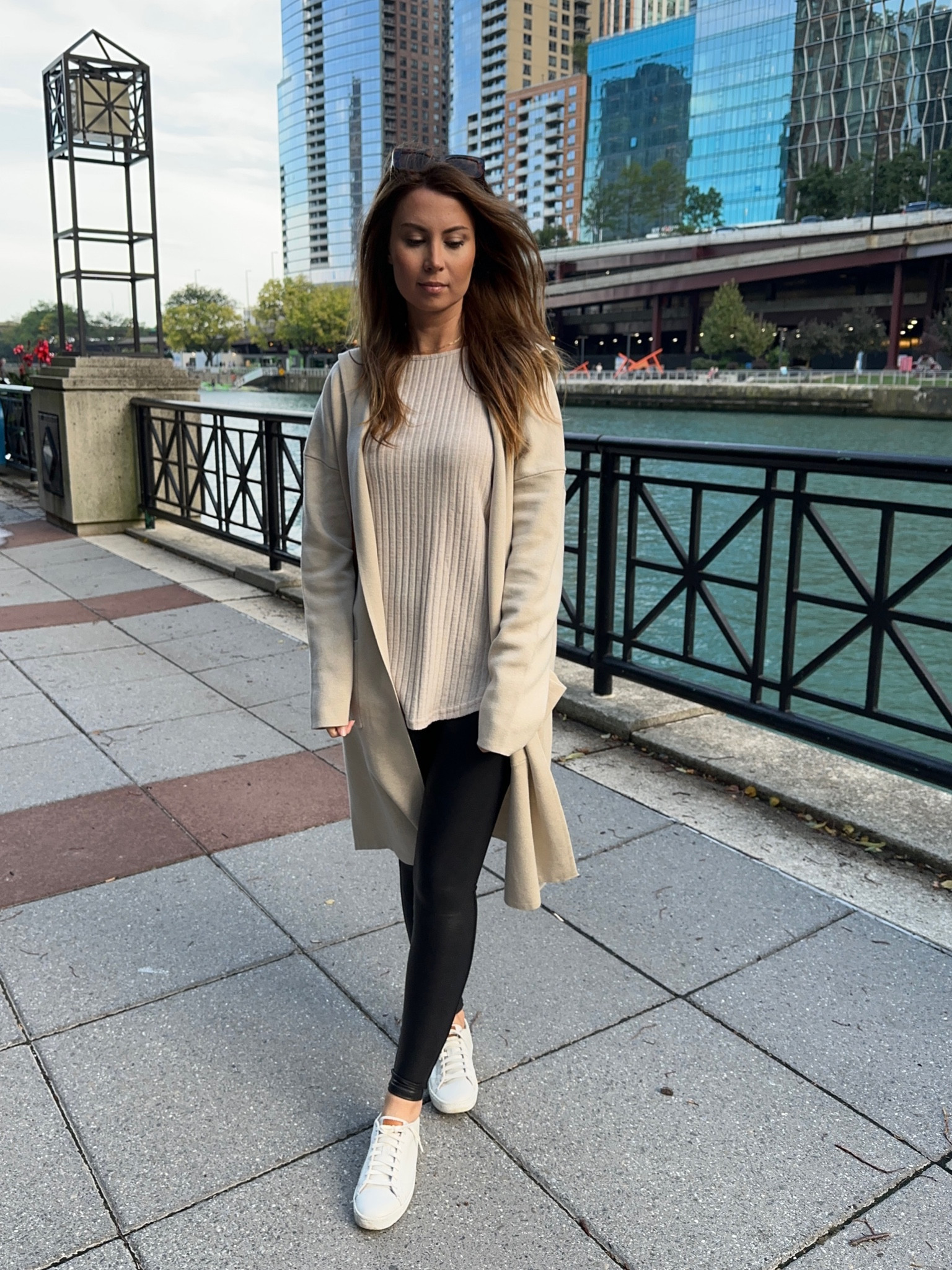 Legging friendly tee styling ♥️

@nivyee_amazon
@merokeetyofficial #merokeetyofficial  

#LTKfindsunder50 #LTKfitness #LTKstyletip