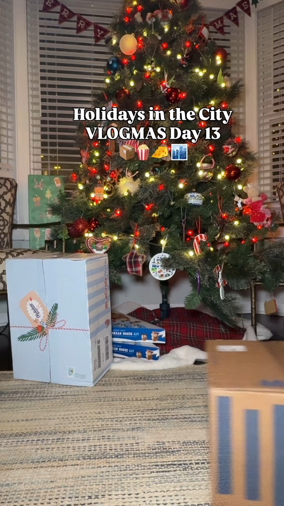 Matching gray set. Wearing a medium 

#LTKmomlife #LTKvlog #LTKootd