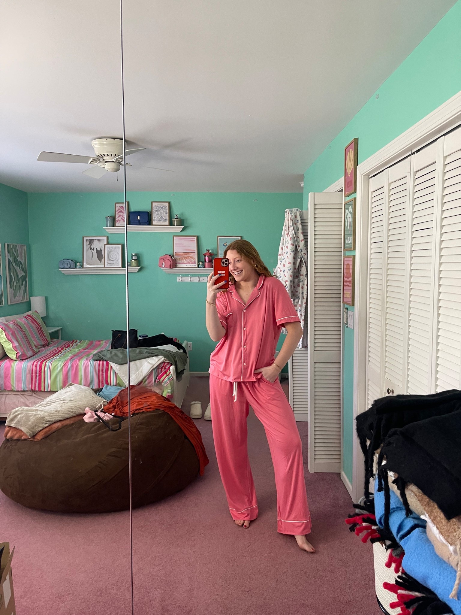 Gap pajama set - couldn't find the short sleeve version 

#LTKMidsize #LTKFindsUnder50 #LTKStyleTip