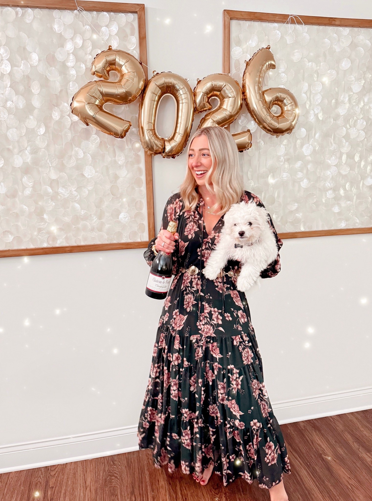 HAPPY NEW YEAR✨🪩2️⃣0️⃣2️⃣6️⃣🪩✨ A little reminder as you see everyone’s walk through 2025 videos/photos across IG over the next few days, please never compare your lives to someone else’s highlight reel! 🙏🏻  Everyone is going through something on the other end! ❤️ Thank you for being here, I appreciate you all so much! 🫶🏻✨🥂 

#LTKmomlife #LTKHoliday #LTKFindsUnder100