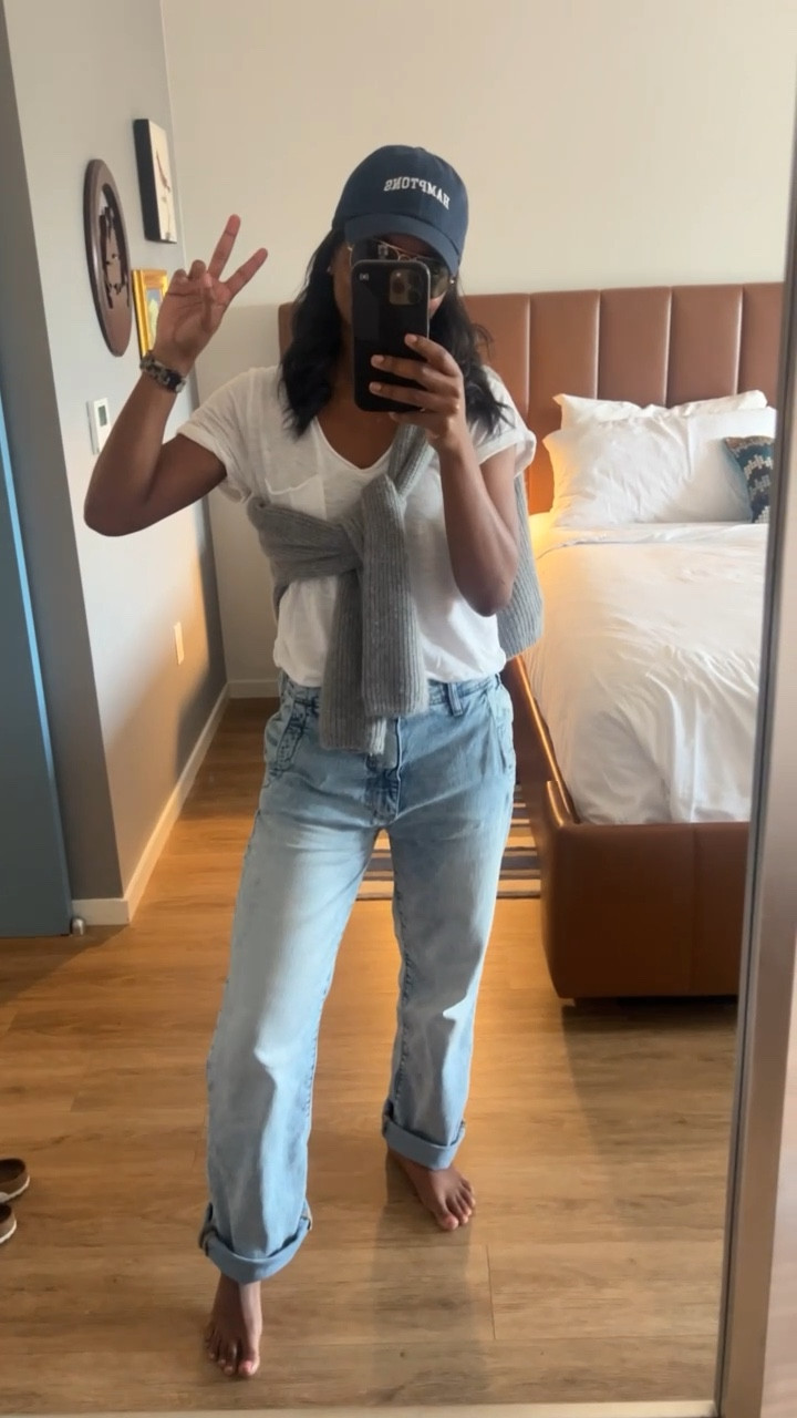 My go-to high-rise jeans this fall! I love the relaxed fit and cuffed detail 😍 

#pilcro #anthro #denim #wardrobe #cropped

#LTKTravel #LTKSeasonal #LTKStyleTip