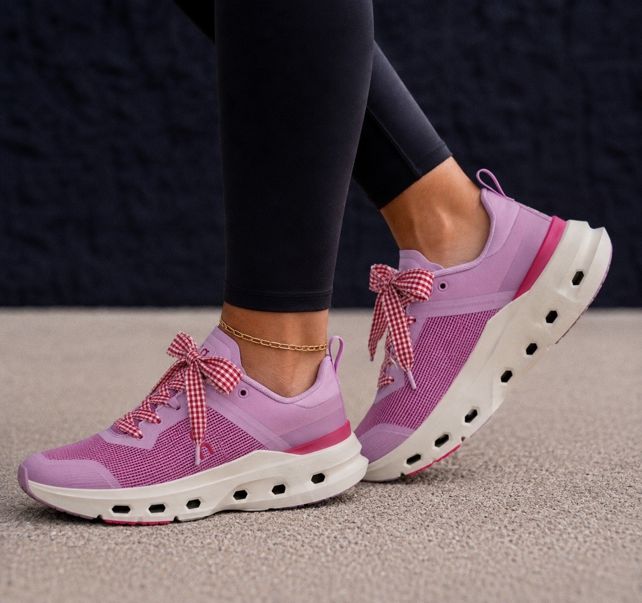 On Cloudpulse Next Training Shoe 💗

Fit:
These are the perfect mix of cute and supportive! They run true to size with a secure, hugged in feel through the midfoot while still giving your toes plenty of room to move.

Fit tip: If you’re between sizes or like a little extra toe room, go up a half size. 🎀