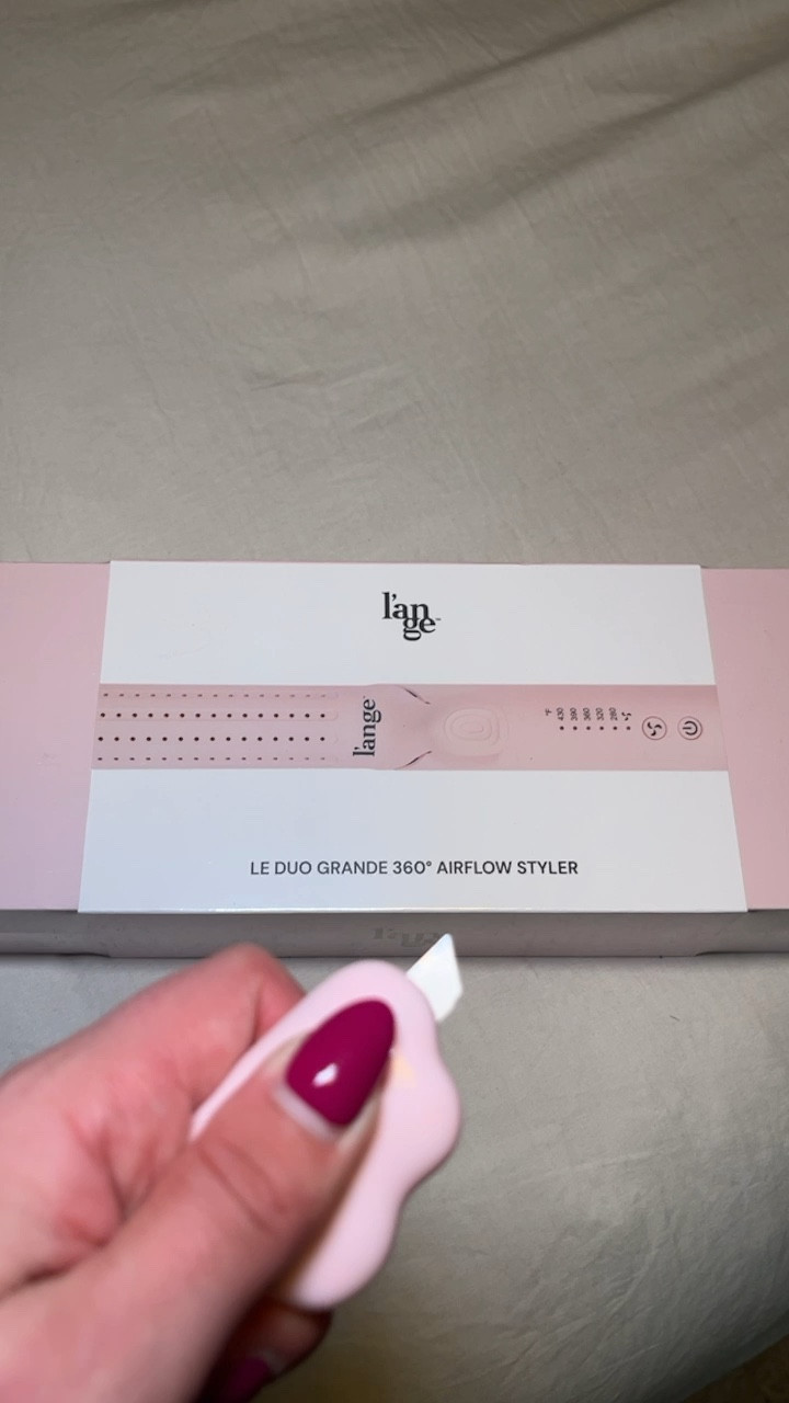 Gifts for her!!! 
I can’t wait to try this duo!! 
Currently 48% off!!!

#LTKSeasonal #LTKHoliday #LTKSaleAlert