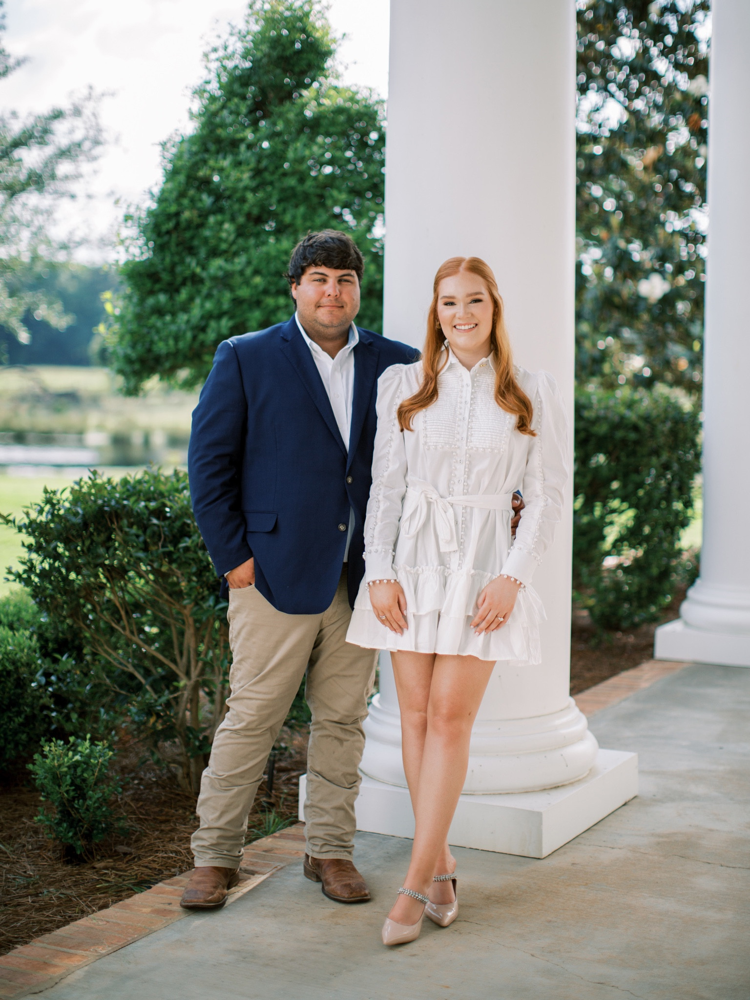 Wearing size 6 

#LTKWedding