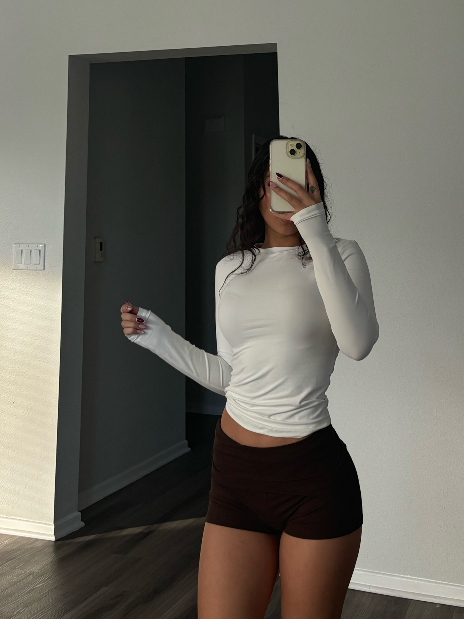 Long sleeve staple tops 🤍