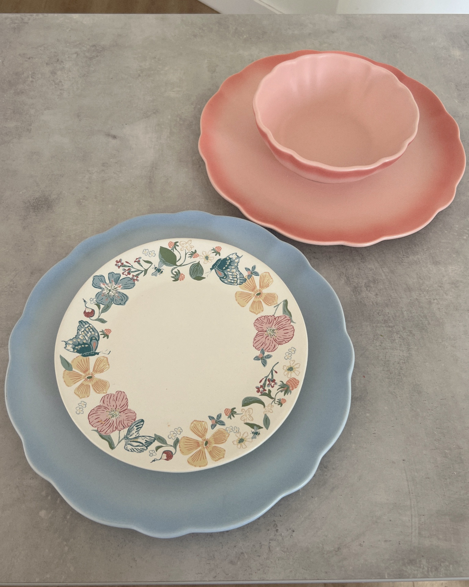the cutest plates and bowls for spring! 🌷

#LTKhome