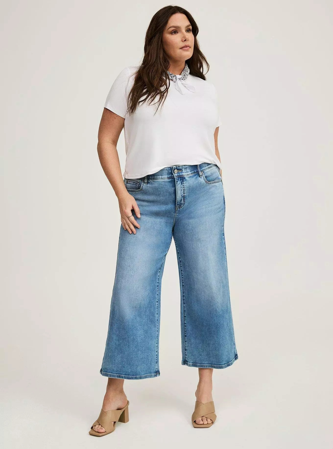 Bombshell High-Rise Wide Leg Ankle Jean | Torrid (US & Canada)