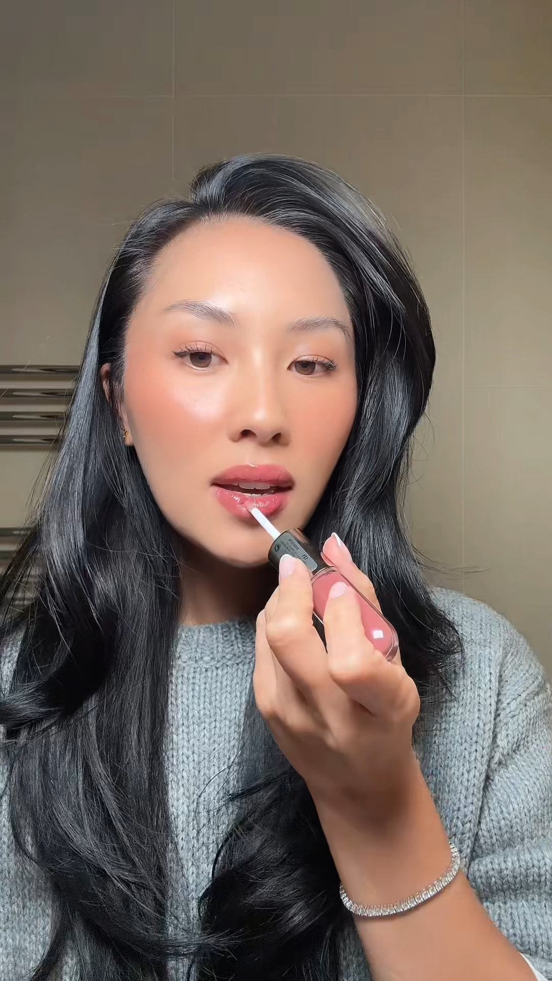 Transfer proof lip color AND gloss??? Say less, I’m wearing shade 121! 

#LTKBeauty #LTKFindsUnder50 #LTKStyleTip