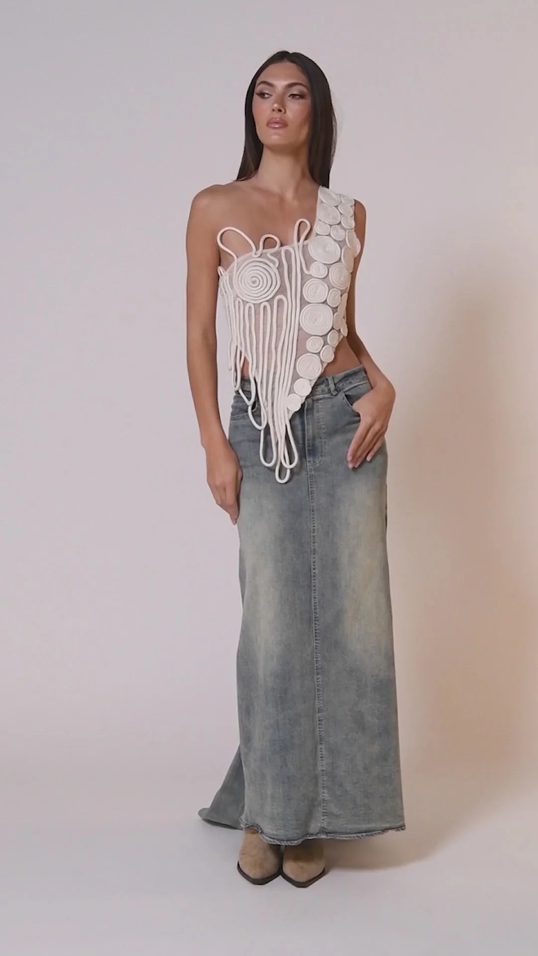 LOLA SWIRLED DETAIL ONE SHOULDER TOP | AKIRA