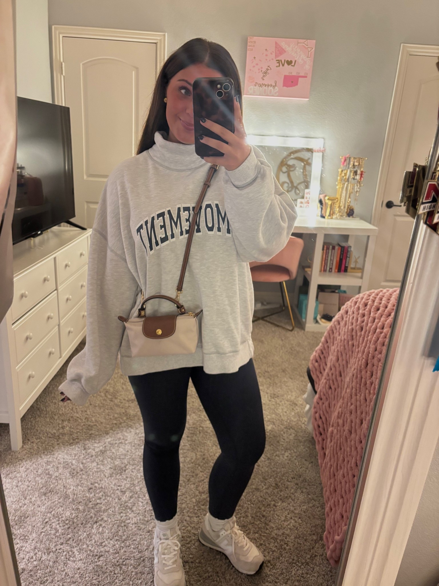 Casual dinner outfit😊🤍

#LTKGiftGuide #LTKActive #LTKSeasonal