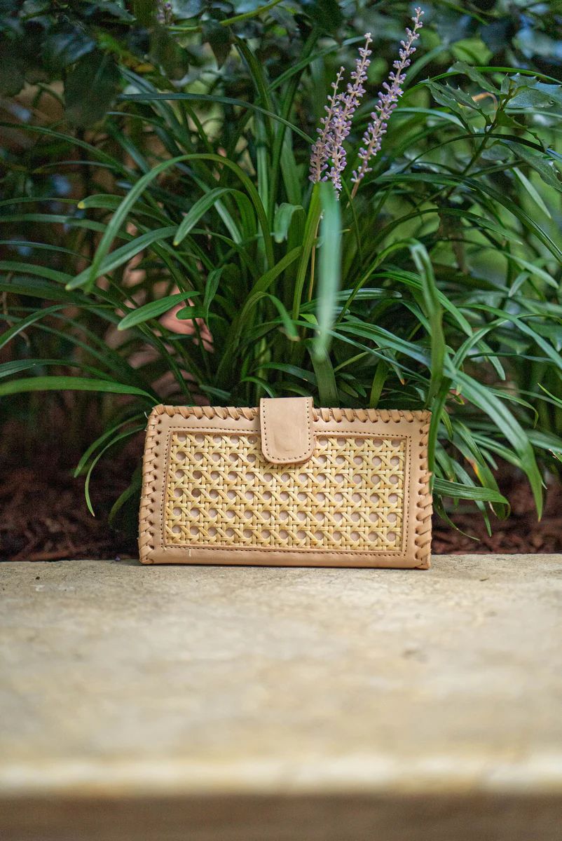INES RATTAN AND LEATHER TRIM WALLET CLUTCH | LIGHT PINK BEIGE | All In The Detail