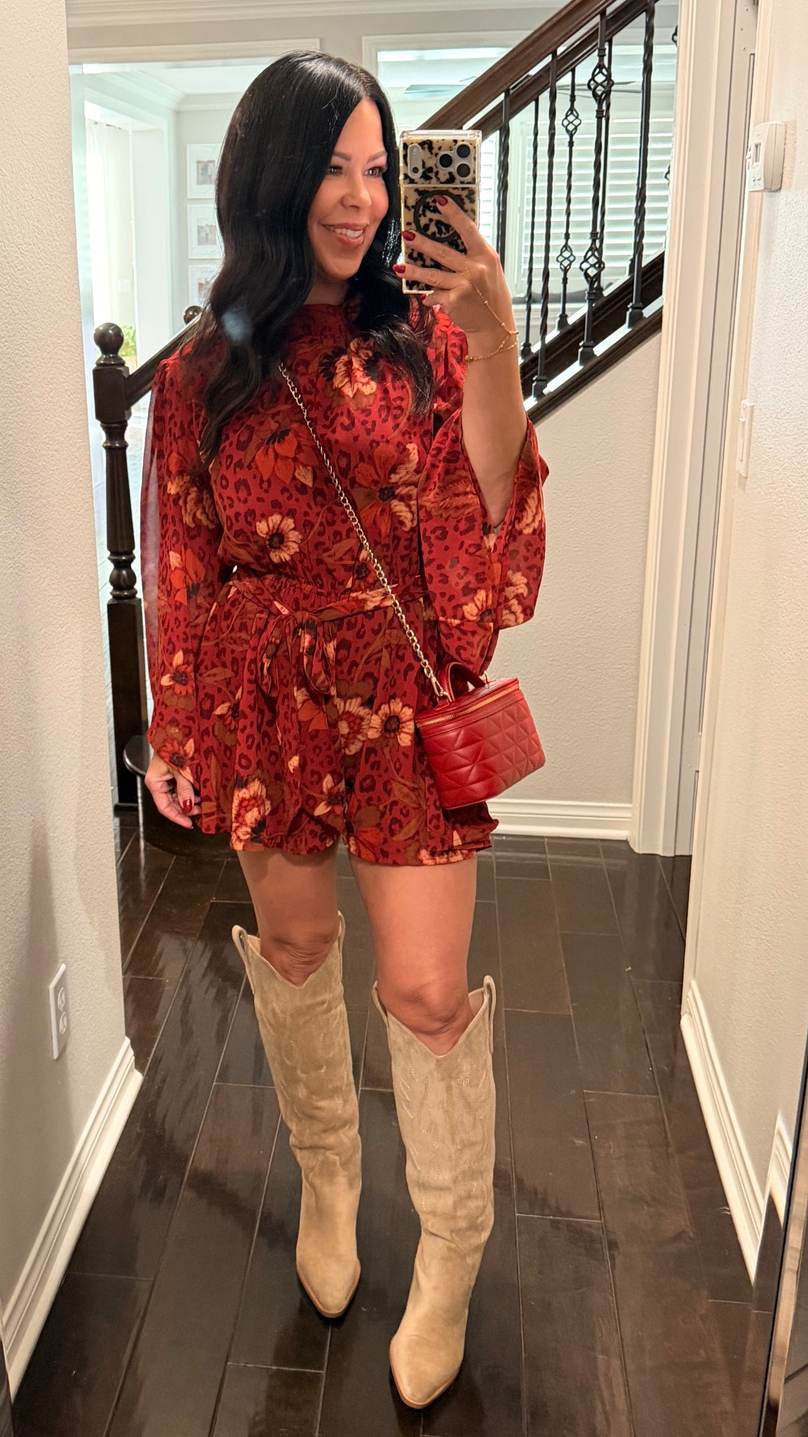 Romper
Holidays 
Vici
Size small

#LTKHoliday #LTKootd #LTKgrwm