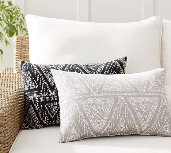 Pillows | Pottery Barn (US)