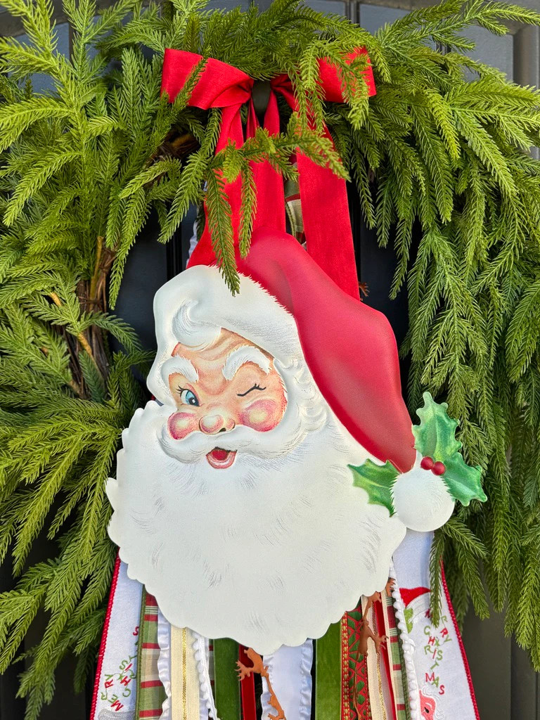 Kris Kringle Door Hanger - 2 Versions | House of Turnberry