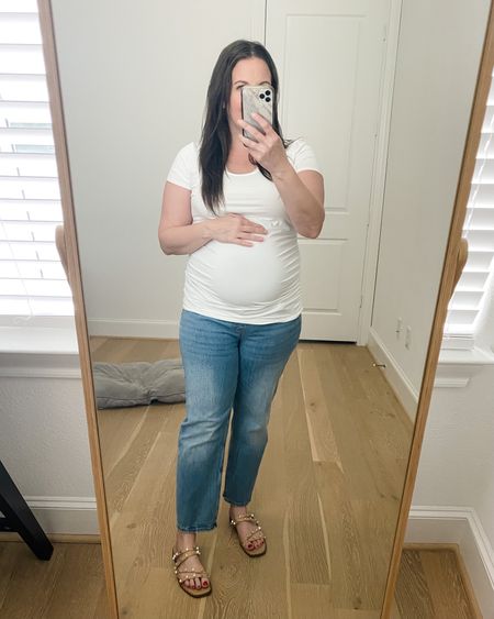 Maternity outfit / over the belly maternity jeans / Abercrombie denim / white T-shirt / pregnancy/ pregnant 

#LTKunder100 #LTKbump #LTKSeasonal