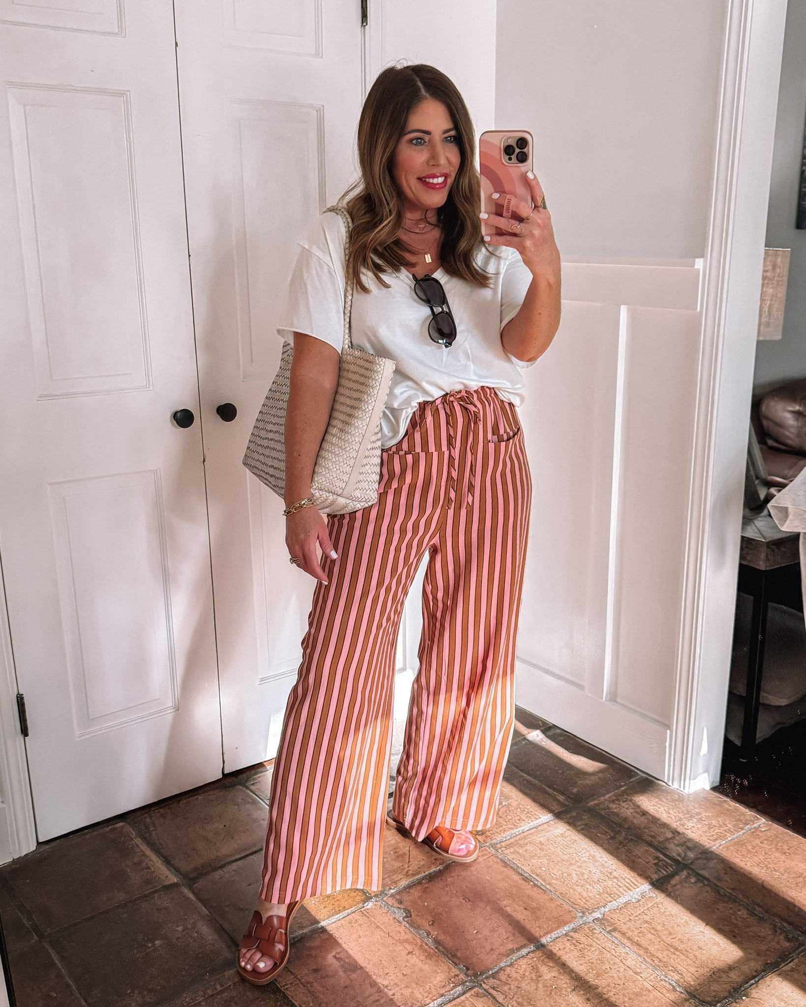 Easy summer outfit 💕

Over 40 style, summer outfit, vacation outfits, summer pants

#LTKgrwm #LTKMidsize #LTKOver40