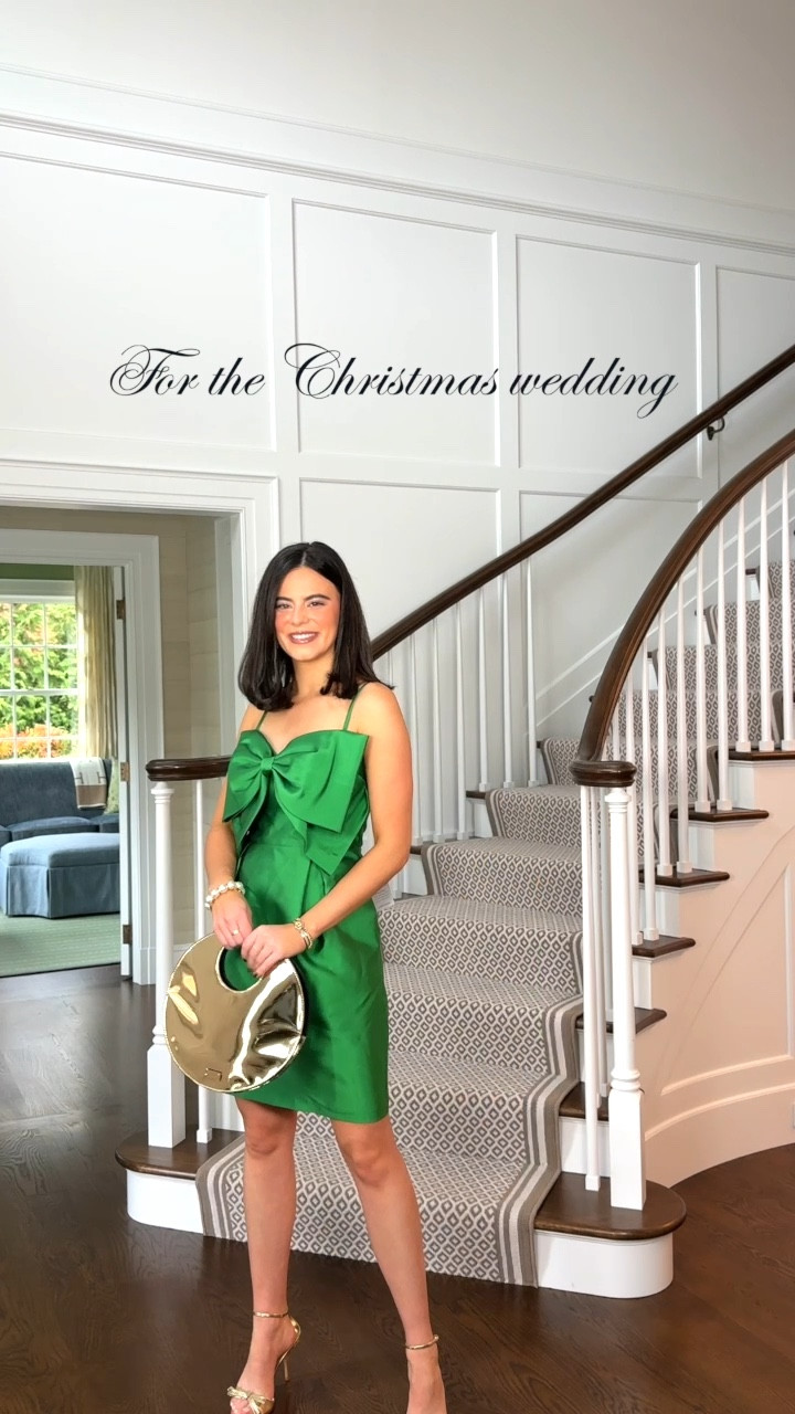 12 Days of Dresses ✨ Hello Day 2!
If you’re attending a Christmas wedding, nothing says festive quite like a bow. 🎀 This little party dress is the perfect winter wedding cocktail moment — classic, charming, and ready for every holiday celebration.


#LTKHoliday #LTKGiftGuide #LTKCyberWeek