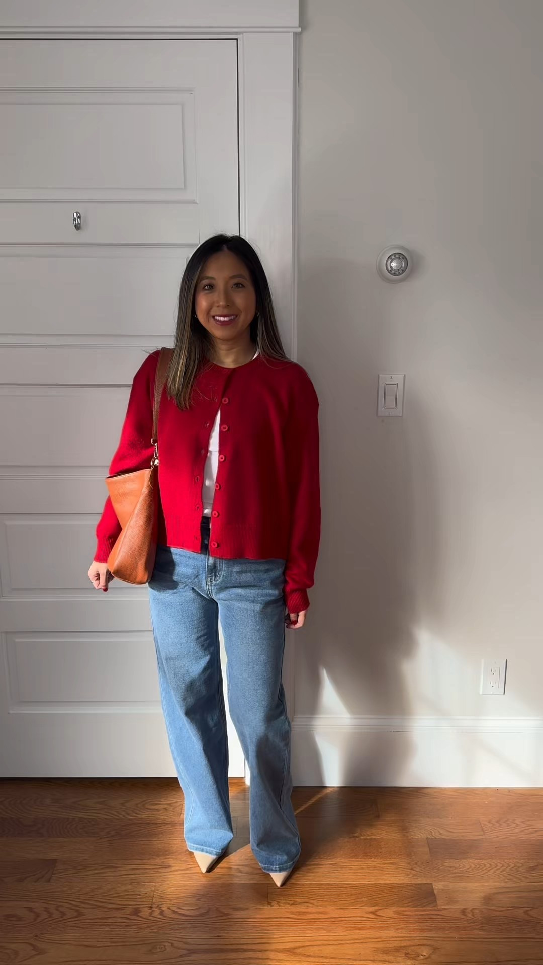 A cute red cardigan for Lunar New Year!! 🧧❤️ 🐎 

#lunarnewyear #redcardigan #redsweater #redtop #chinesenewyear


#LTKootd