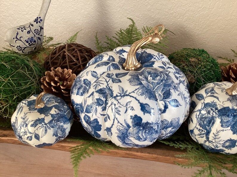 SET OF 3 Blue and White Floral Chinoiserie Style Fall Pumpkins - Etsy | Etsy (US)