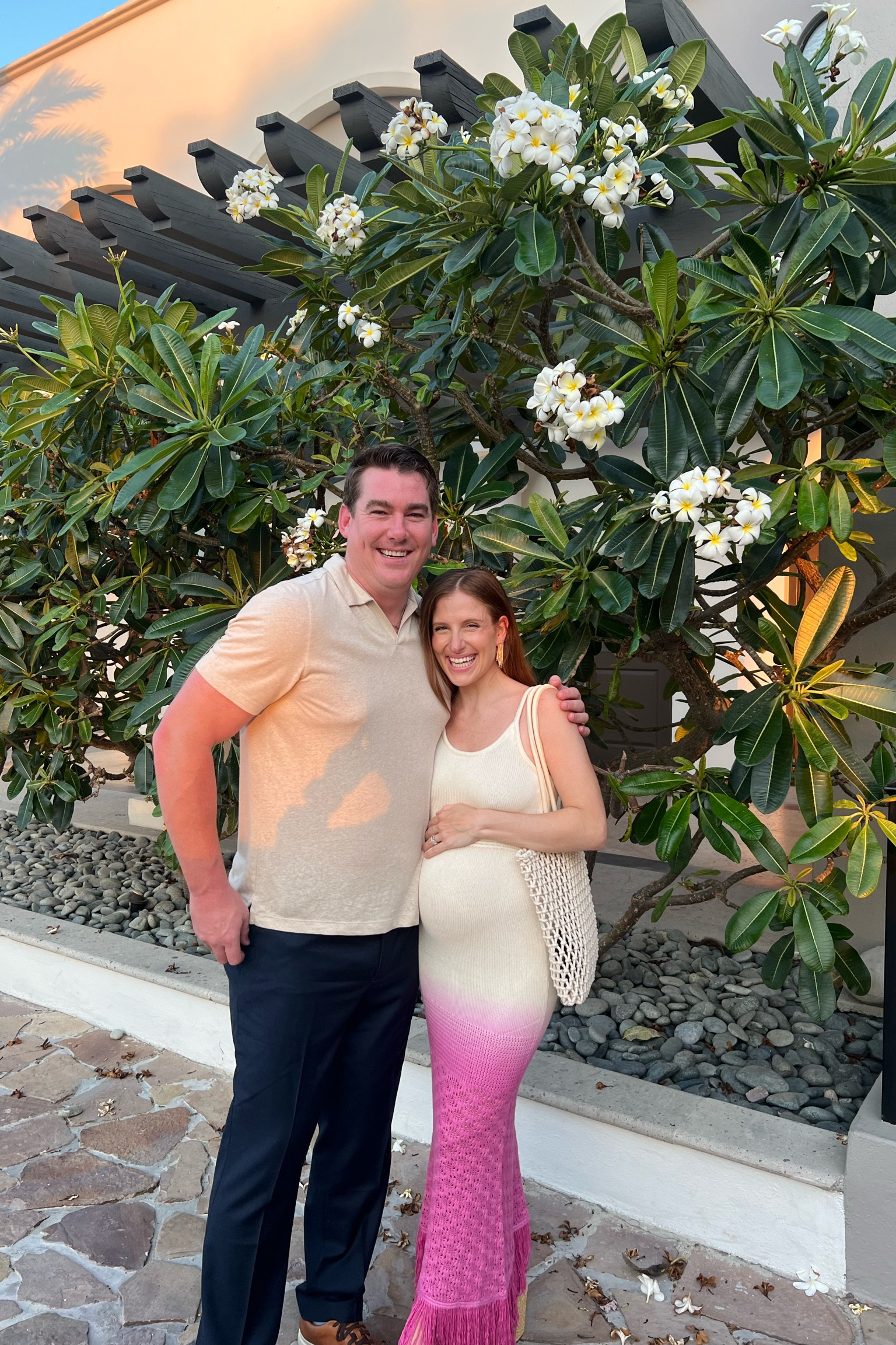 OBSESSED with this dress ! So bump friendly too 💕 wearing size small 