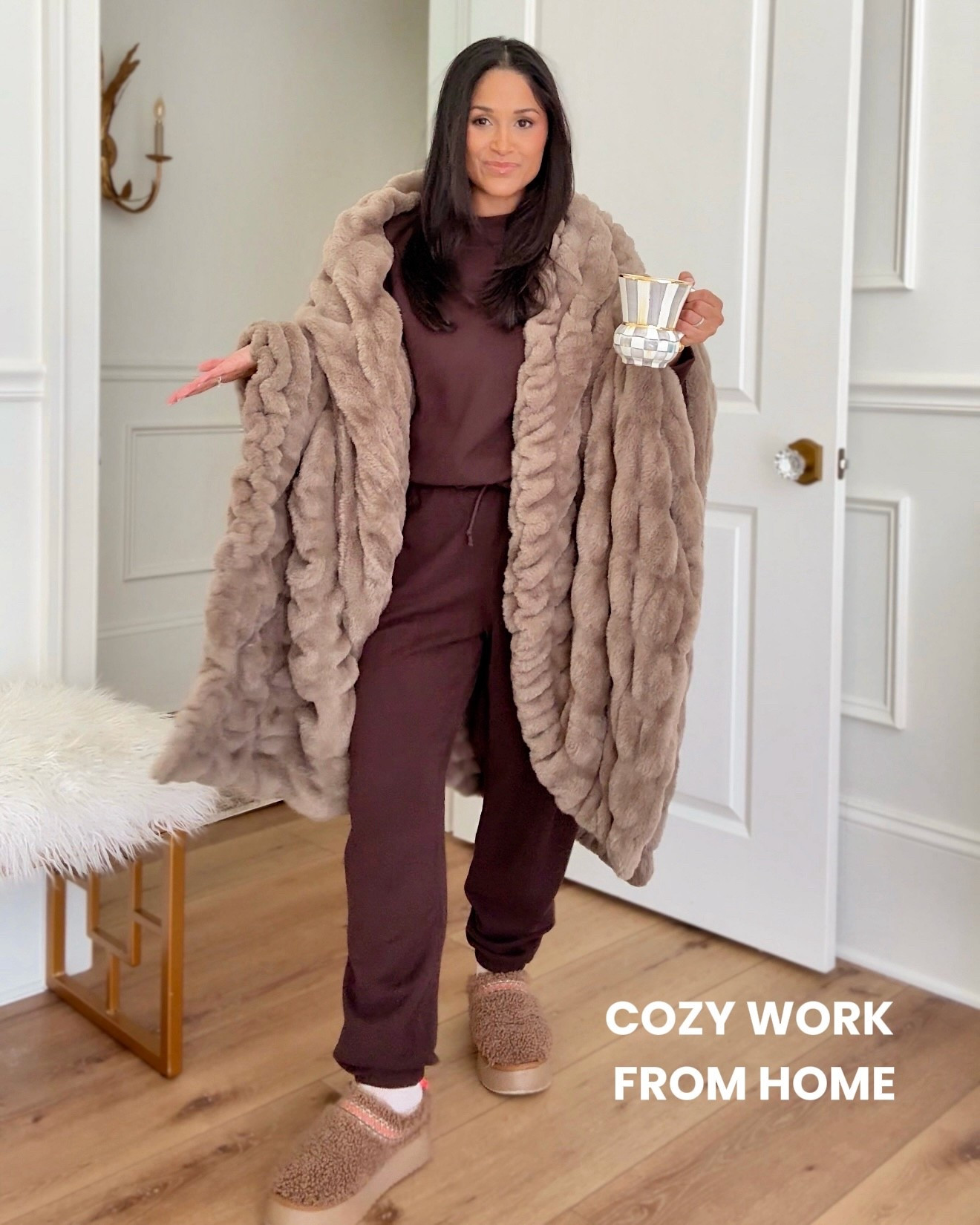 take 35% OFF my @lolablanket with code: HAUTEOFFTHERACK 

Wearing sz small in the short leg the for the sweatpants! 


#LTKStyleTip #LTKPetite #LTKHome