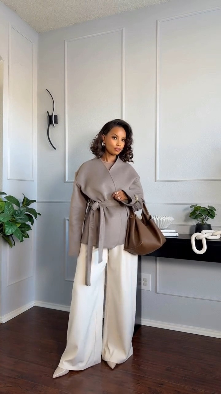 ✨Classy, cozy, and perfect for winter ❄️✨ 

#grwm #outfitinspo #fashionstyle #ootd #fashion #casualstyle

#LTKMidsize #LTKSeasonal #LTKmomlife