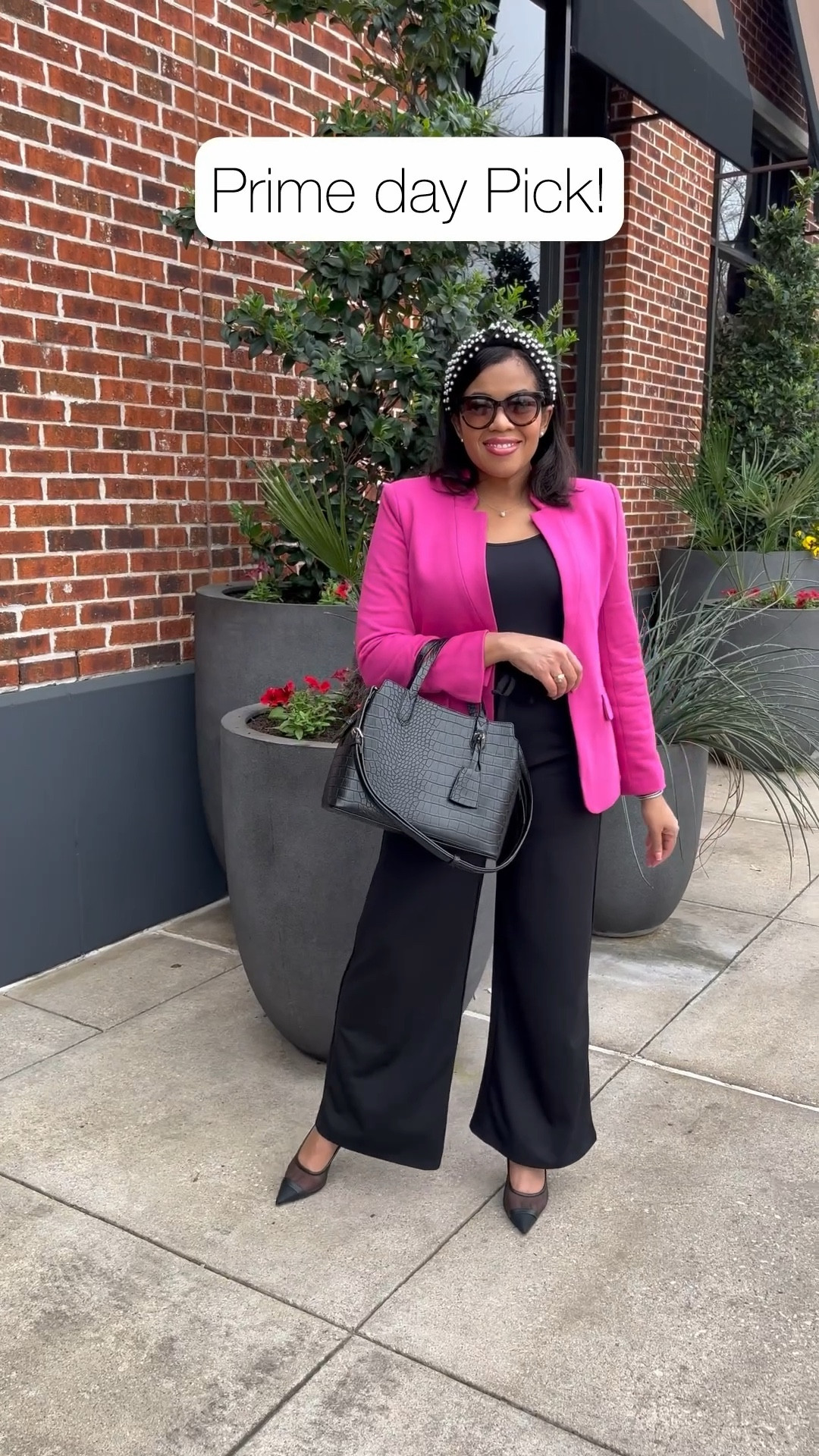 My favorite blazers by Gibsonlook are on sale during prime day! Choose your size and color and pair them with dresses, denim, and so much more!

#LTKStyleTip #LTKFindsUnder100 #LTKWorkwear