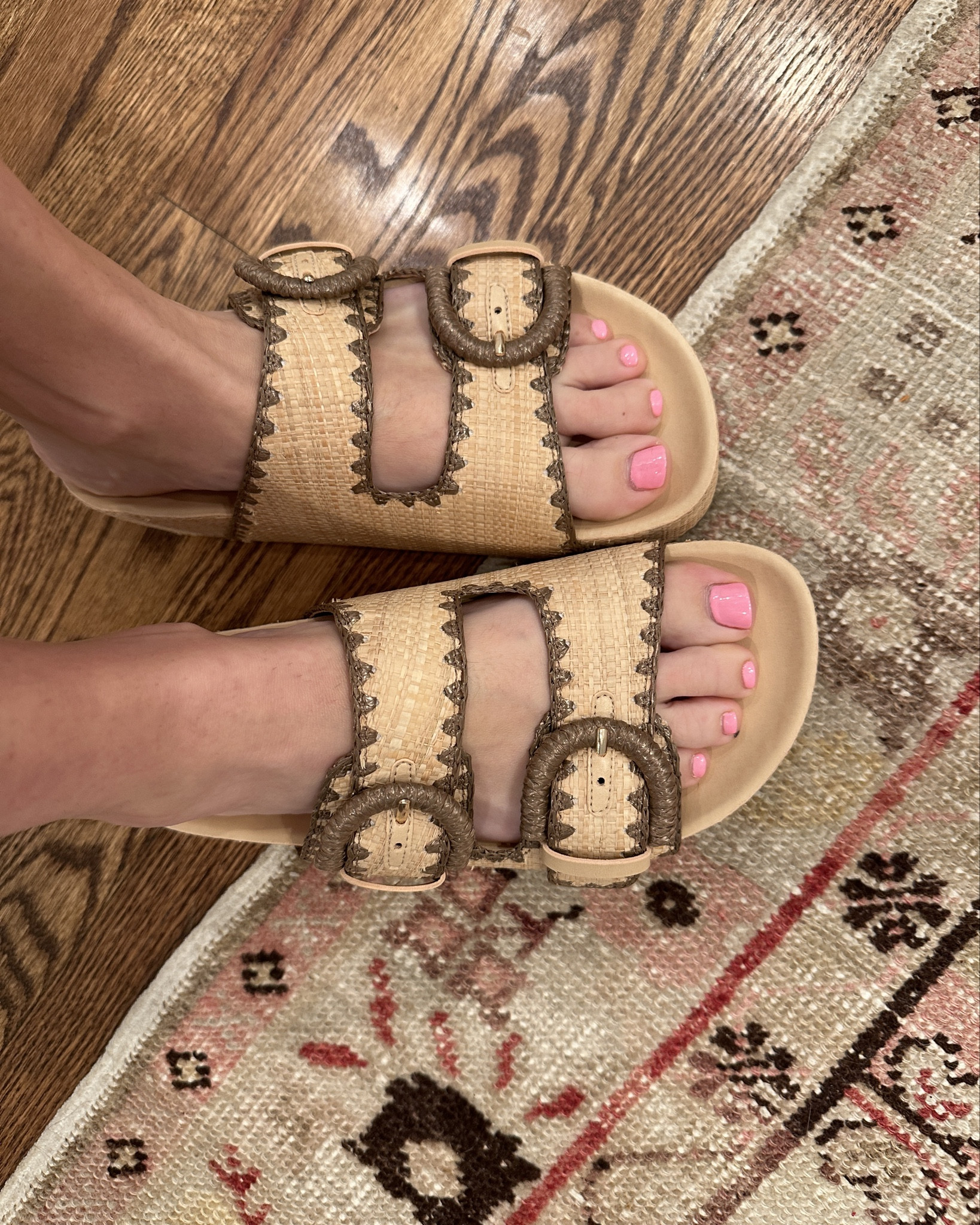 So cute! My friend Emily recommended these and I’m obsessed. Just arrived from Nordstrom ❤️ 