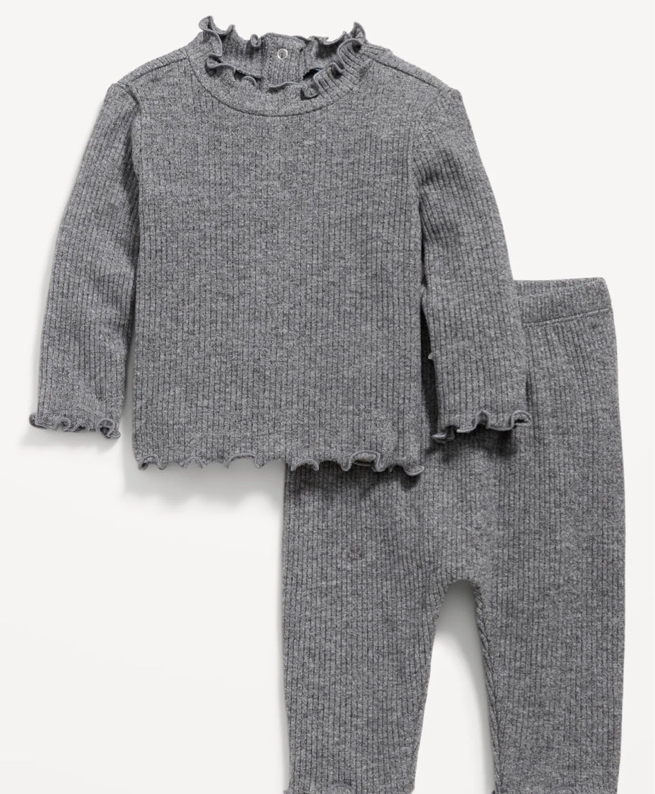 Plush knit lettuce edge top and pants for baby

#lettuceedge #babyfashion #babyclothes #babyclotheshaul #neutralbabyclothes #neutralbaby #babyoutfits #babygirloutfits #oldnavy #ltkbaby 