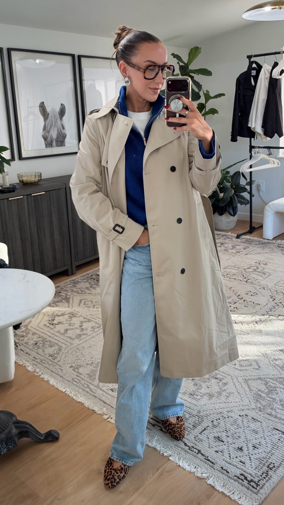 The 80/20 color rule 💙 

A beige trench over a cobalt half-zip and white tee, with light-wash wide-leg jeans and leopard flats. 

One pop of color makes basics look intentional. Shop the look below!

#LTKstyletip #LTKSeasonal #LTKshoecrush #LTKfindsunder100 #LTKworkwear