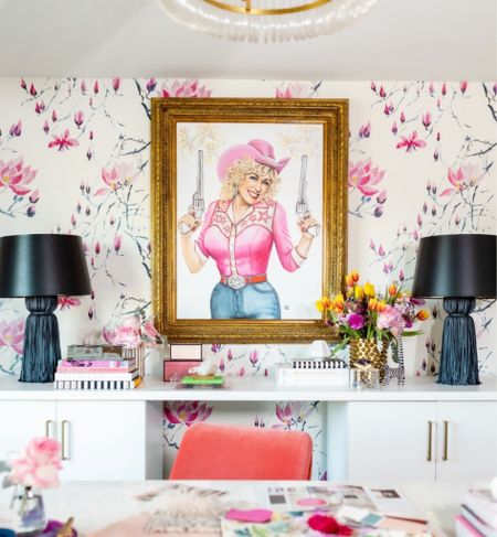 "Never ignore your roots, your home, or your hair." - The queen of country herself, @dollyparton. 💖

This showstopping piece from @lxartworksig is one of my favorite additions to my studio!

I love working in statement artwork into my spaces. They serve as a great conversation piece, and show off so much personality. ✨



#LTKhome #LTKstyletip