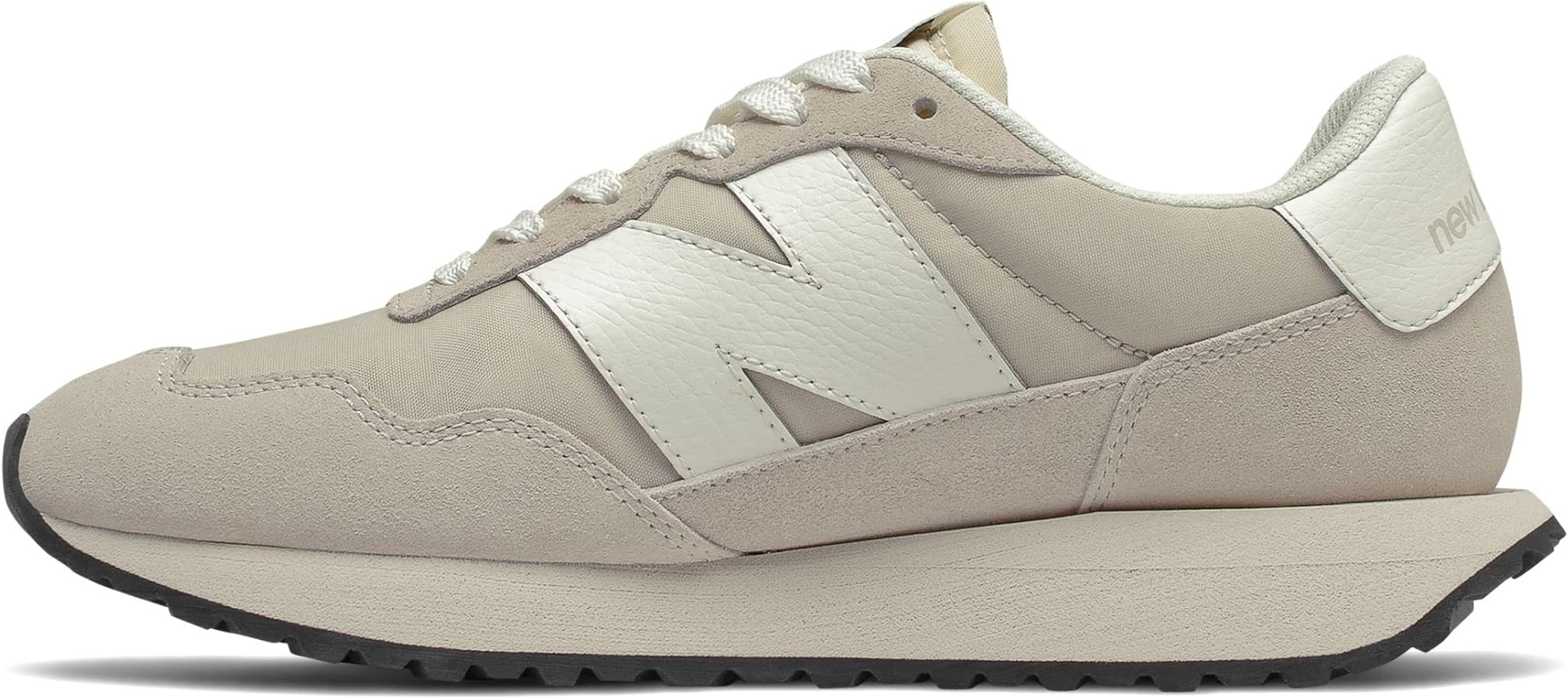 Visit the New Balance Store | Amazon (US)