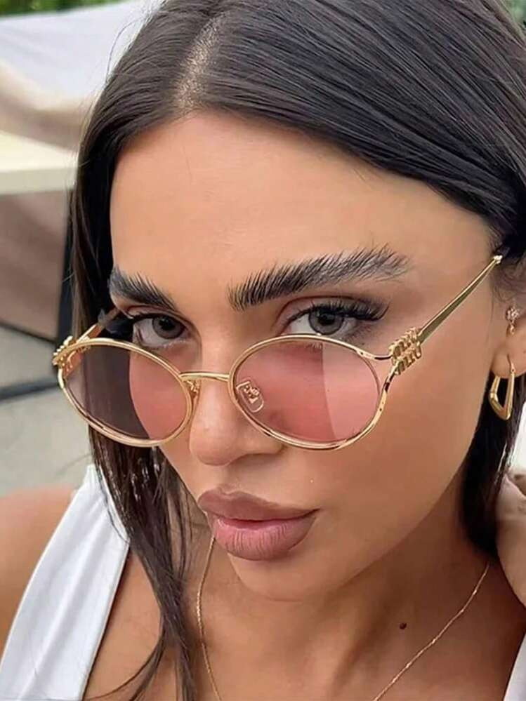 1 Pieza Gafas De Sol Ovaladas Casuales De Verano Con Decoración Única En Las Patillas, Estilo Y2K Para Playa, Viajes, Accesorios De Moda Y Regalos, Para Acompañar Atuendos Para Salir, Al Aire Libre, En La Playa Y El Mar, Y Regalo Para Familia Y Amigos | SHEIN