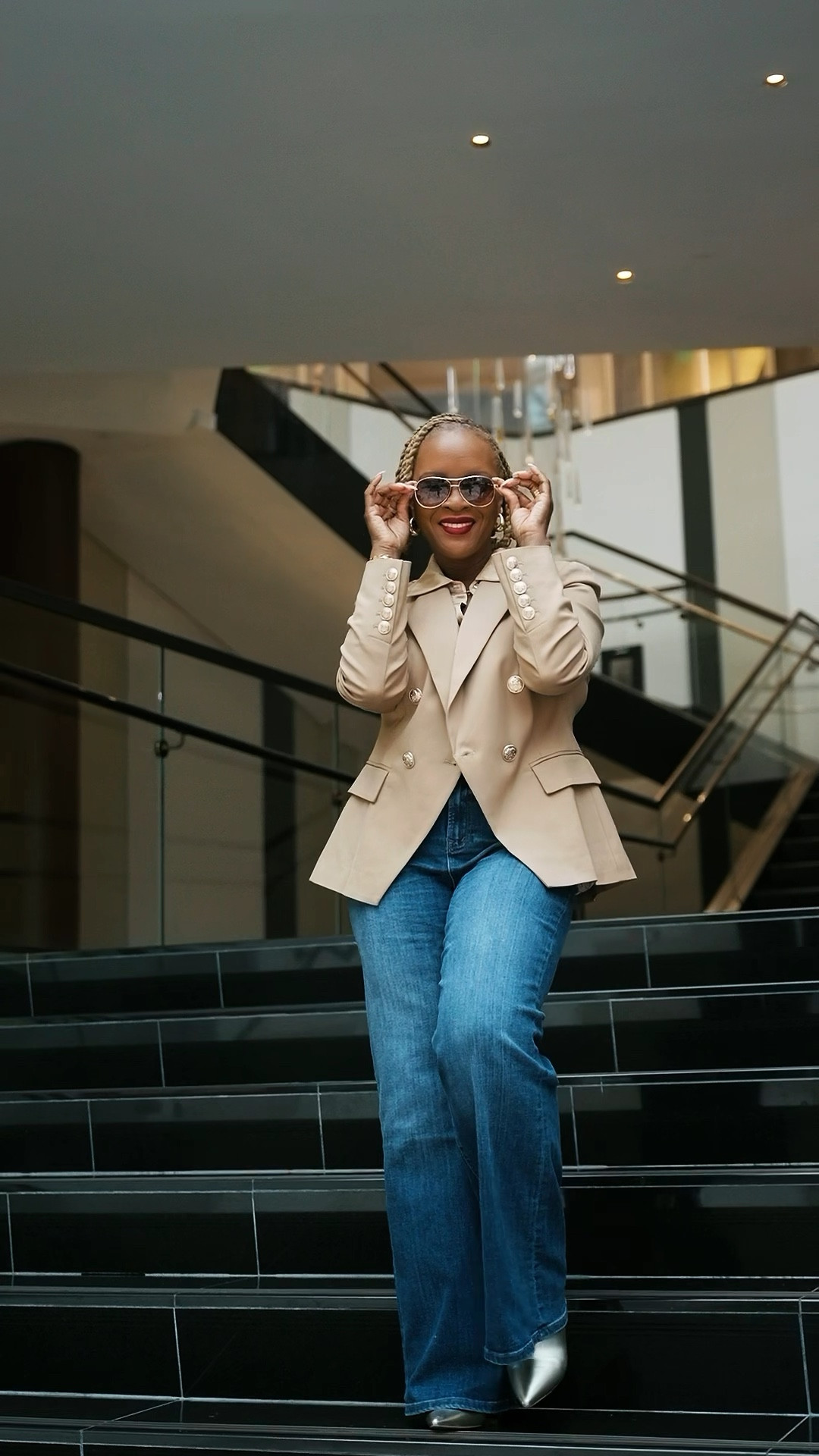 Fall casual denim and blazer outfit 

#LTKStyleTip #LTKWorkwear #LTKMidsize