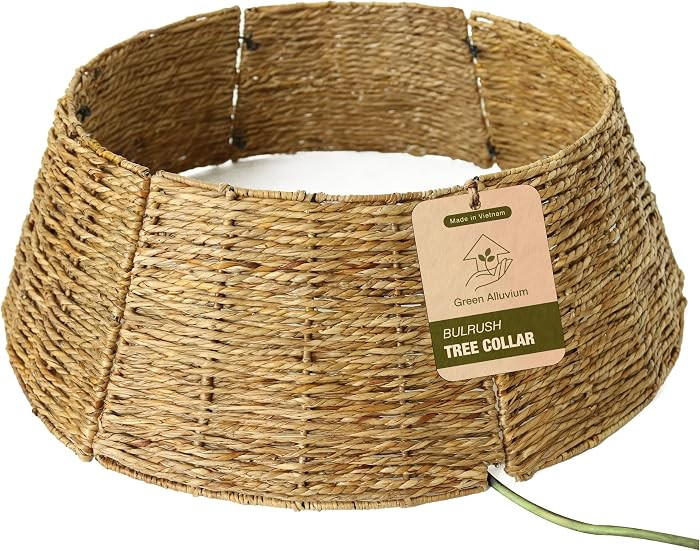 28 Inch Handwoven Wicker Christmas Tree Collar - Adjustable Foldable Basket Base with Cord Cut Ou... | Amazon (US)