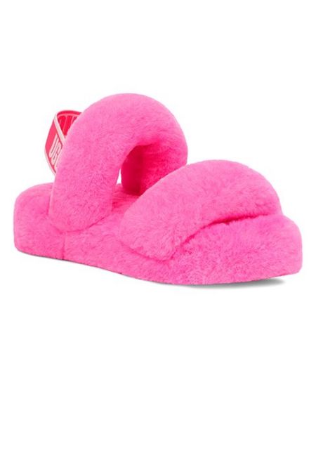 Girls ugg slippers 

#LTKkids #LTKsalealert #LTKunder50