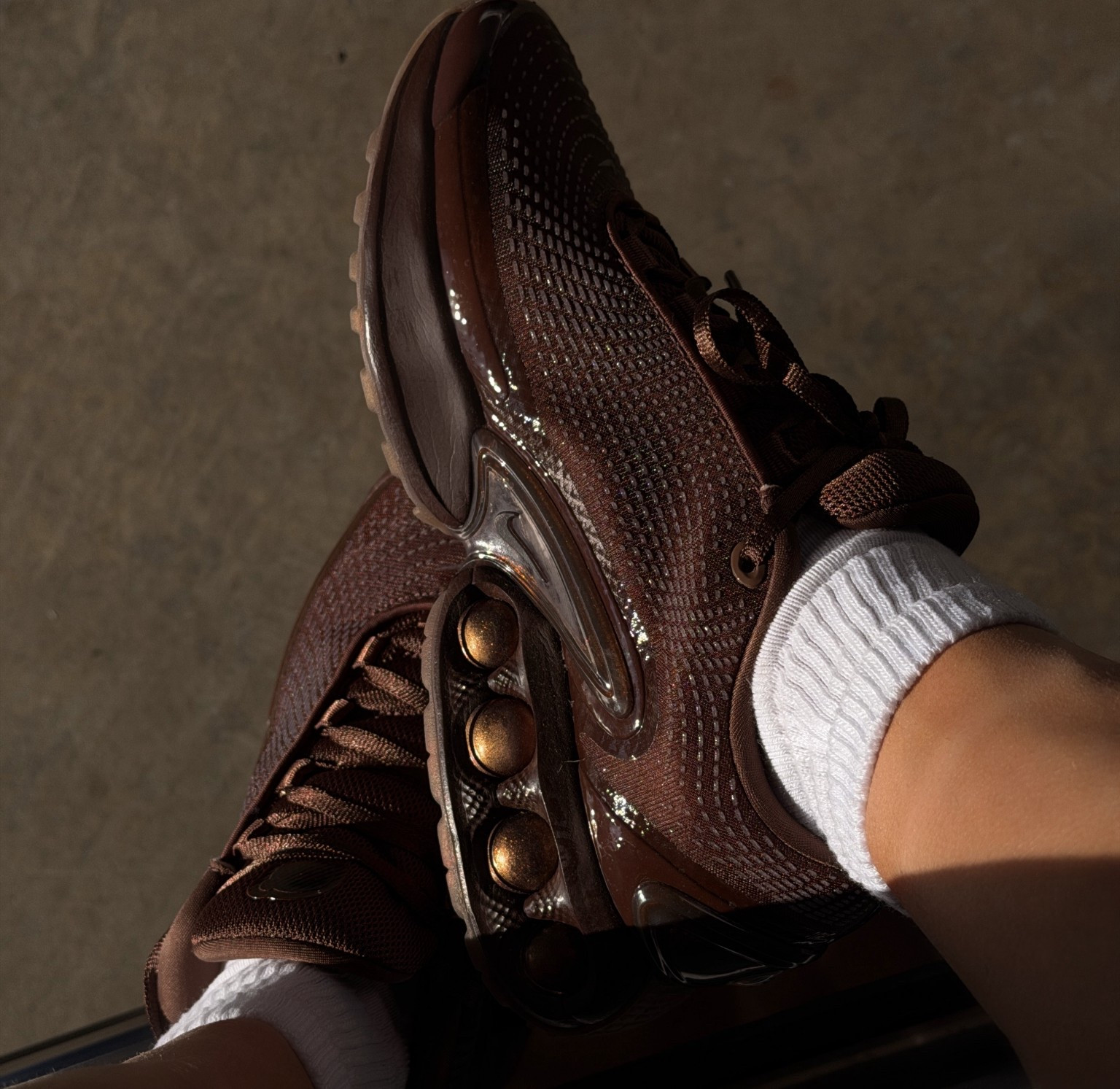 #chocolatebrown #brown #fall #sneakers 

#LTKActive #LTKShoeCrush #LTKSeasonal