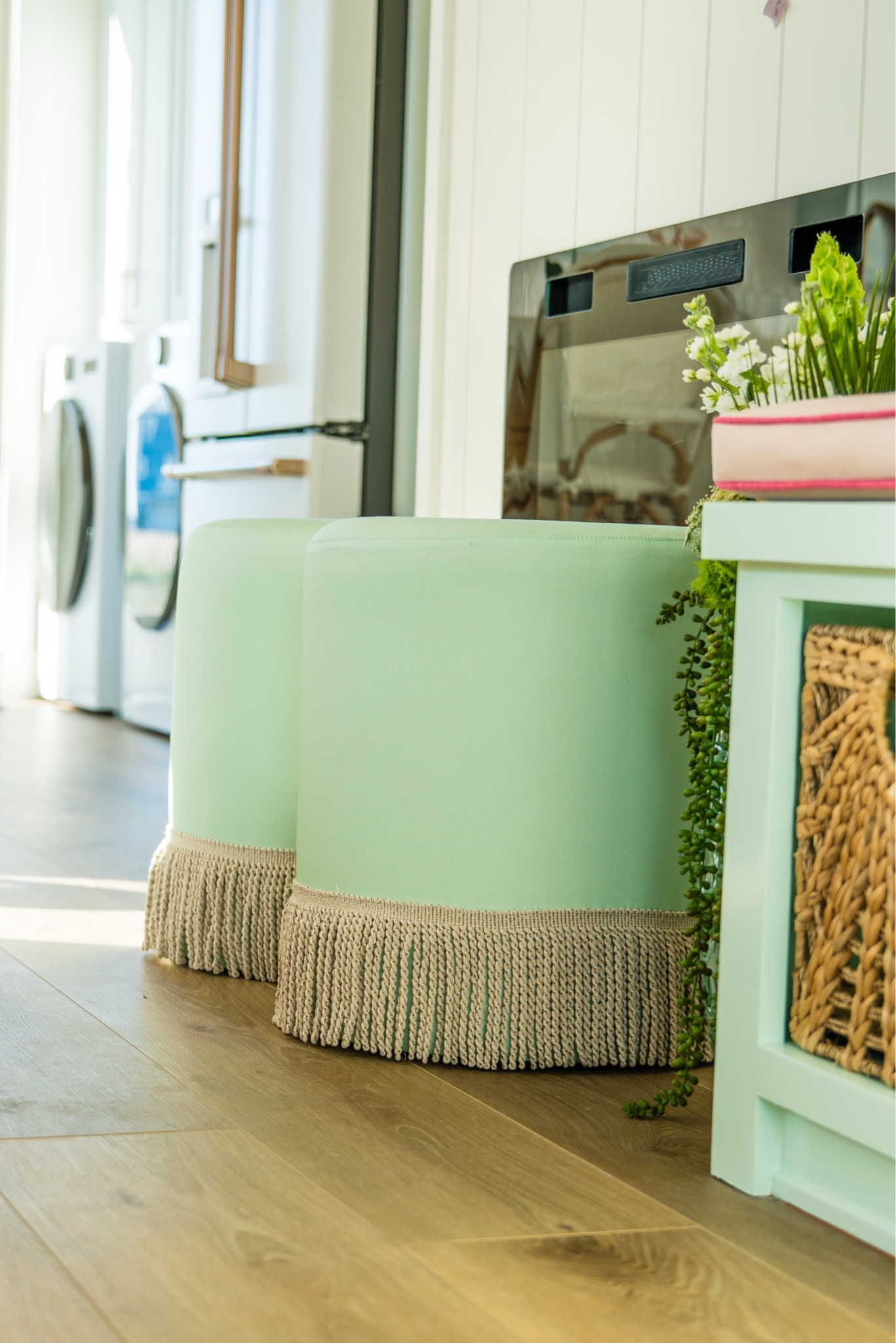 This fringe drum ottoman is giving us all the coastal vibes!  Perfect as extra seating, a footrest, or even a statement piece.  Here are some similar options to complete your coastal look!

#CoastalDecor #FringeOttoman #BeachHouseStyle #CoastalLiving #NaturalTextures #InteriorInspo #CoastalChic #HomeDecorLover #OttomanGoals #CoastalVibes #NeutralDecor #CoastalHome #HomeStyling



#LTKHome