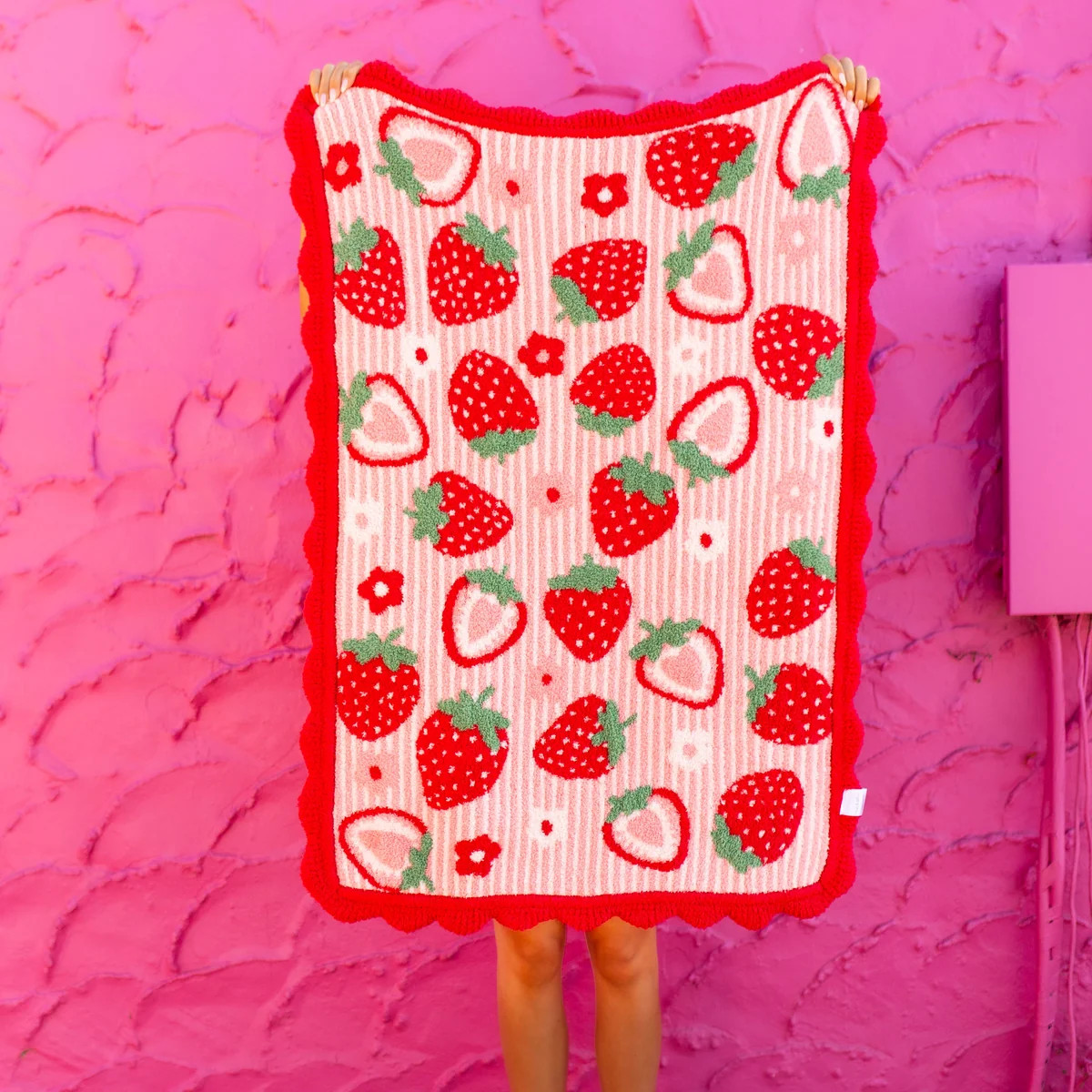 Butter Yellow Polka Dot 30x40 | Staykation | Staykation