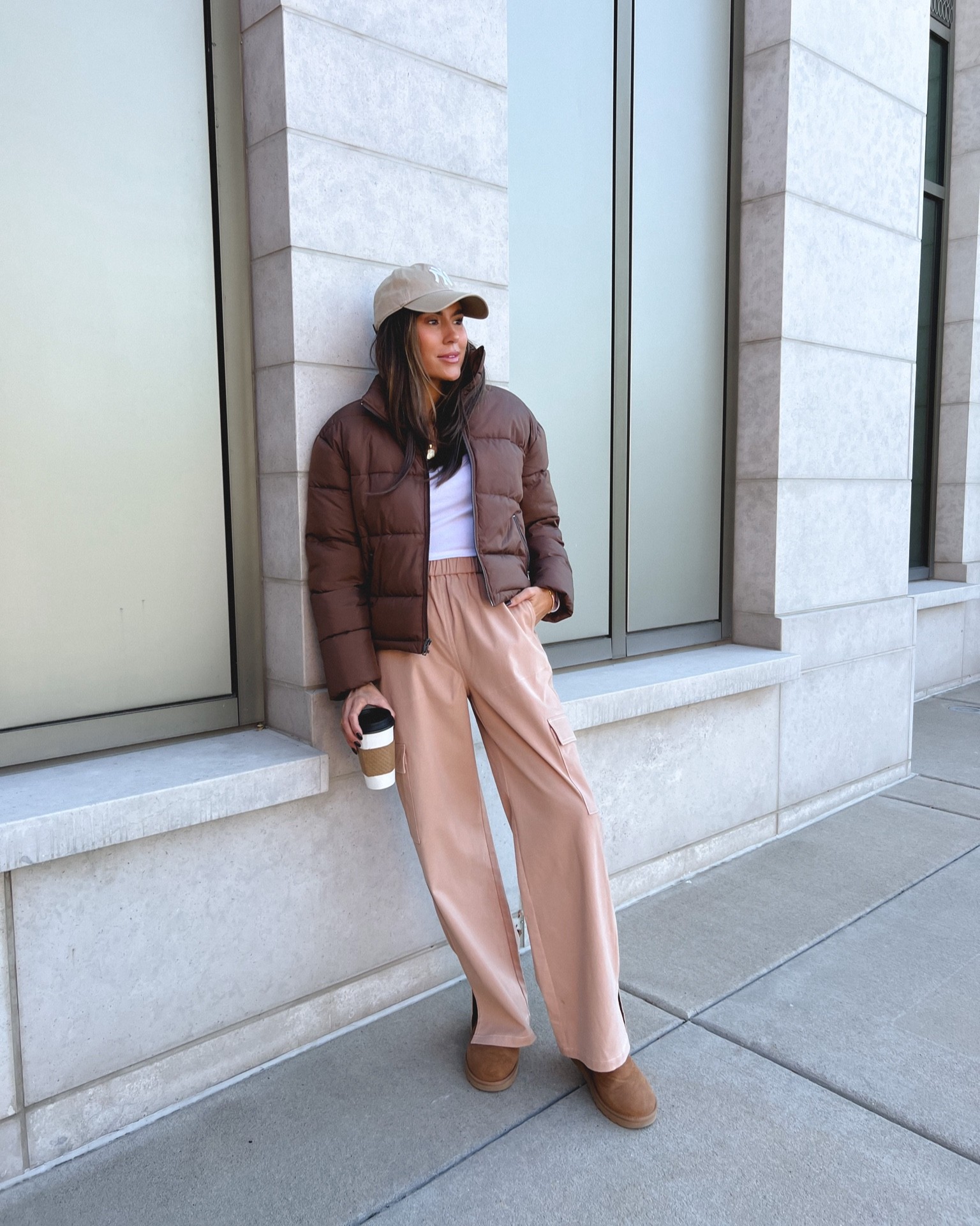 Christine Andrew x The Drop collection with Amazon Fashion ✨

Sizing-
Pants- small 
White shirt- small
Puffer coat- Small

Fall style; fall fashion; amazon fashion; puffer coat; casual style; school drop off outfit; Christine Andrew 

#LTKSeasonal #LTKstyletip #LTKunder100