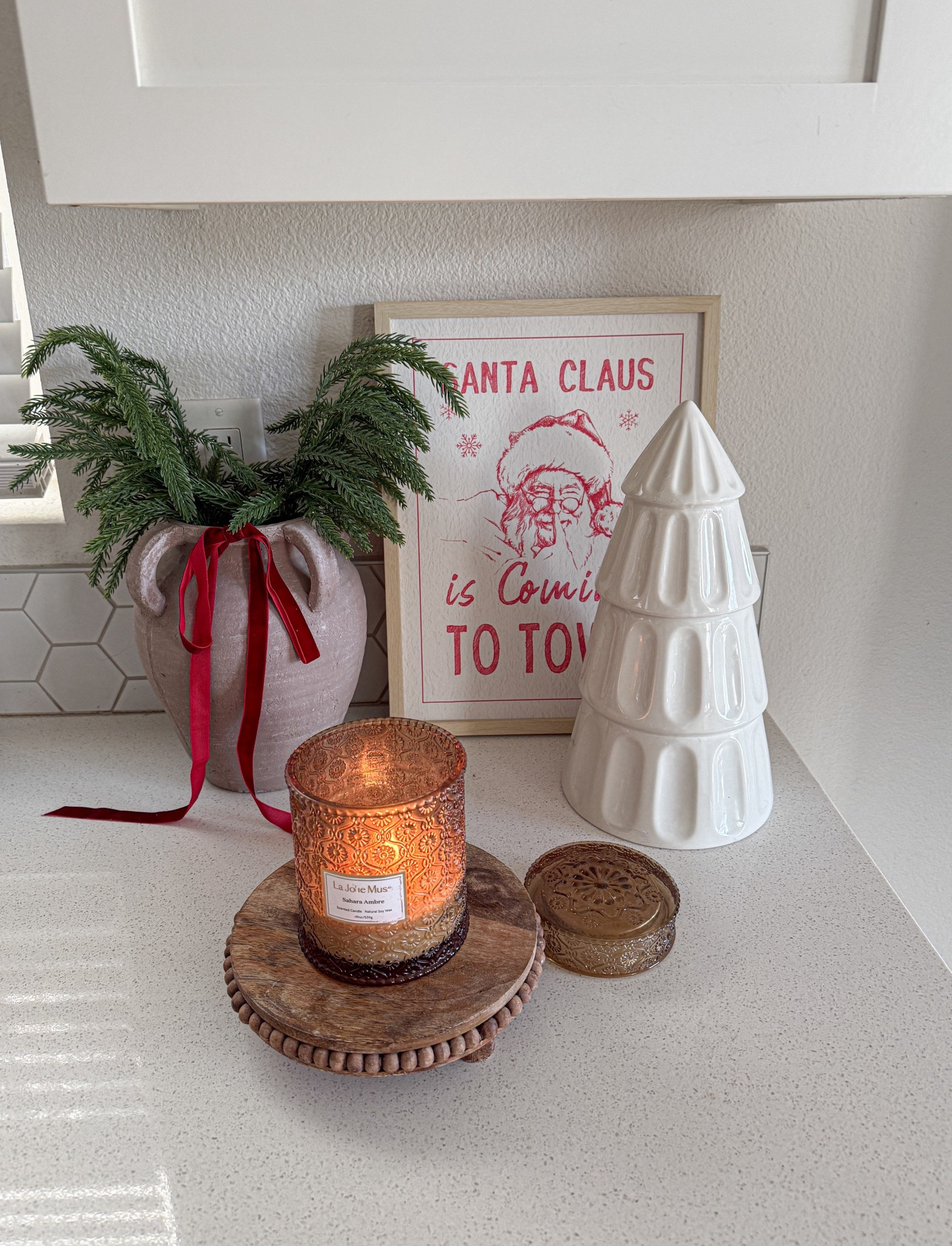 Christmas kitchen styling 

#christmasdecor 

#LTKGiftGuide #LTKHoliday #LTKHome