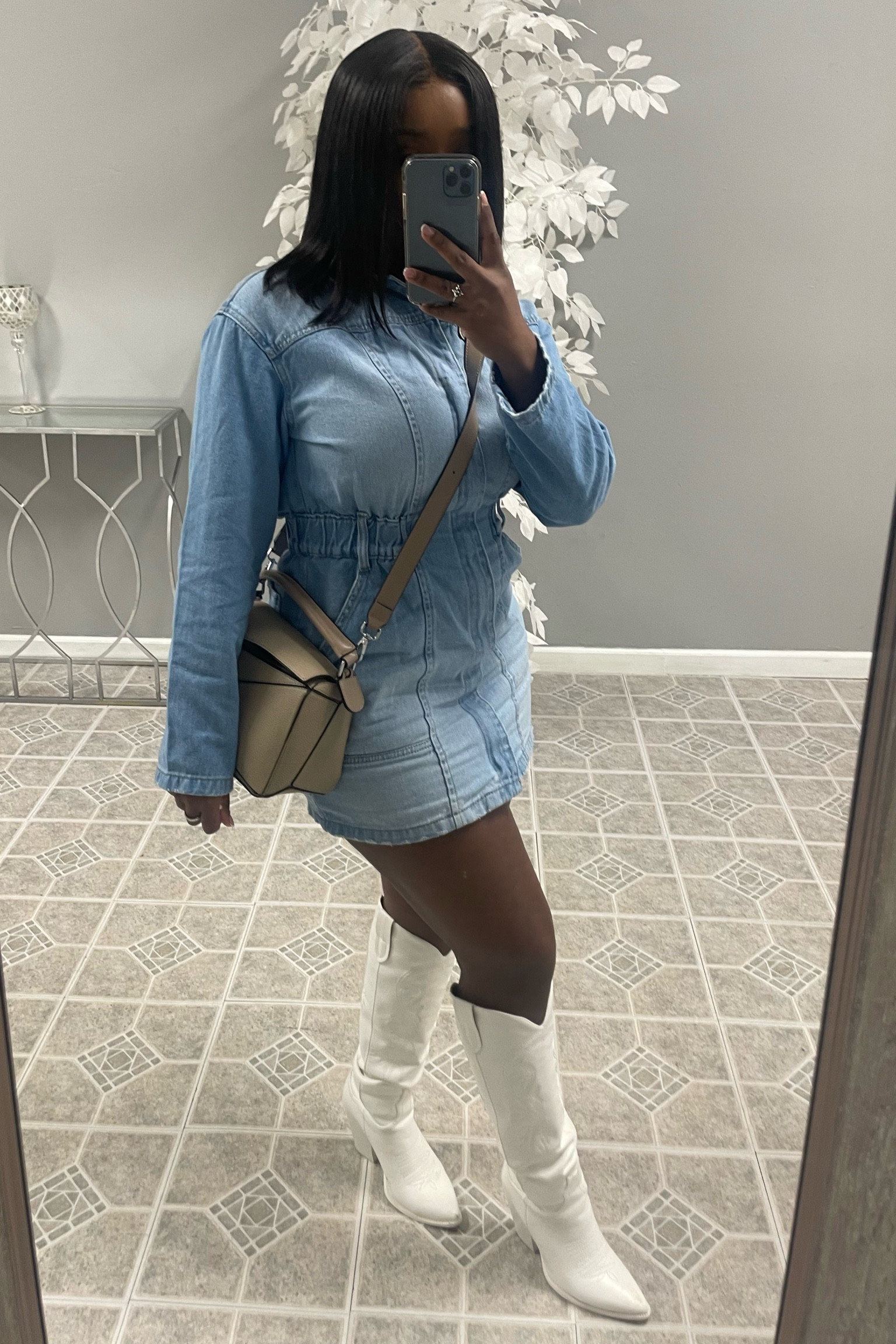 Me 🤝🏾 Denim outfits 
#denim #cowgirlboots #loewepuzzlebag #LTKFashion


#LTKFindsUnder50 #LTKStyleTip
