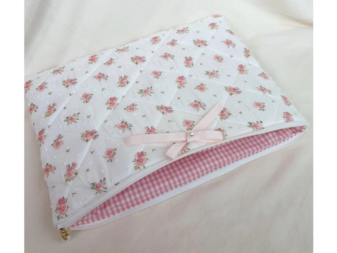 Handmade Quilted Laptop Sleeve, Quilted iPad Pouch,pink Floral With Pink Lining Laptop Bag/sleeve... | Etsy (US)